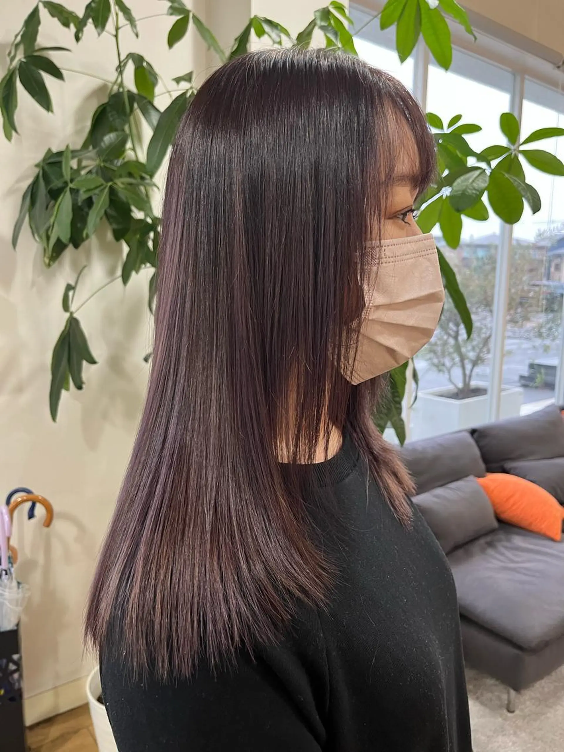 セミロング カラー パーマ 髪質改善 間水 和樹のヘアスタイル