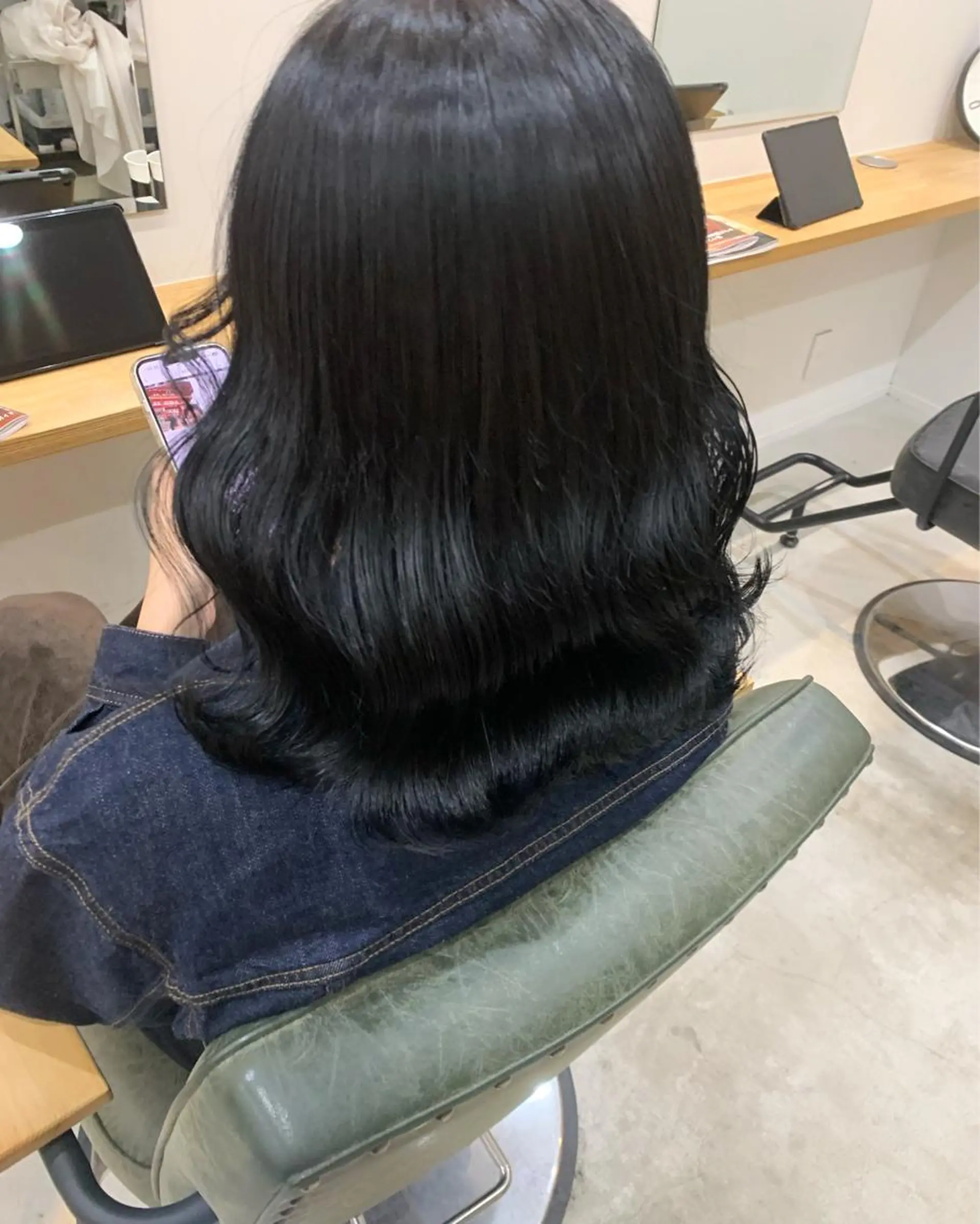 ミディアム カラー kanon hair所属・新木 愛花のヘアスタイル
