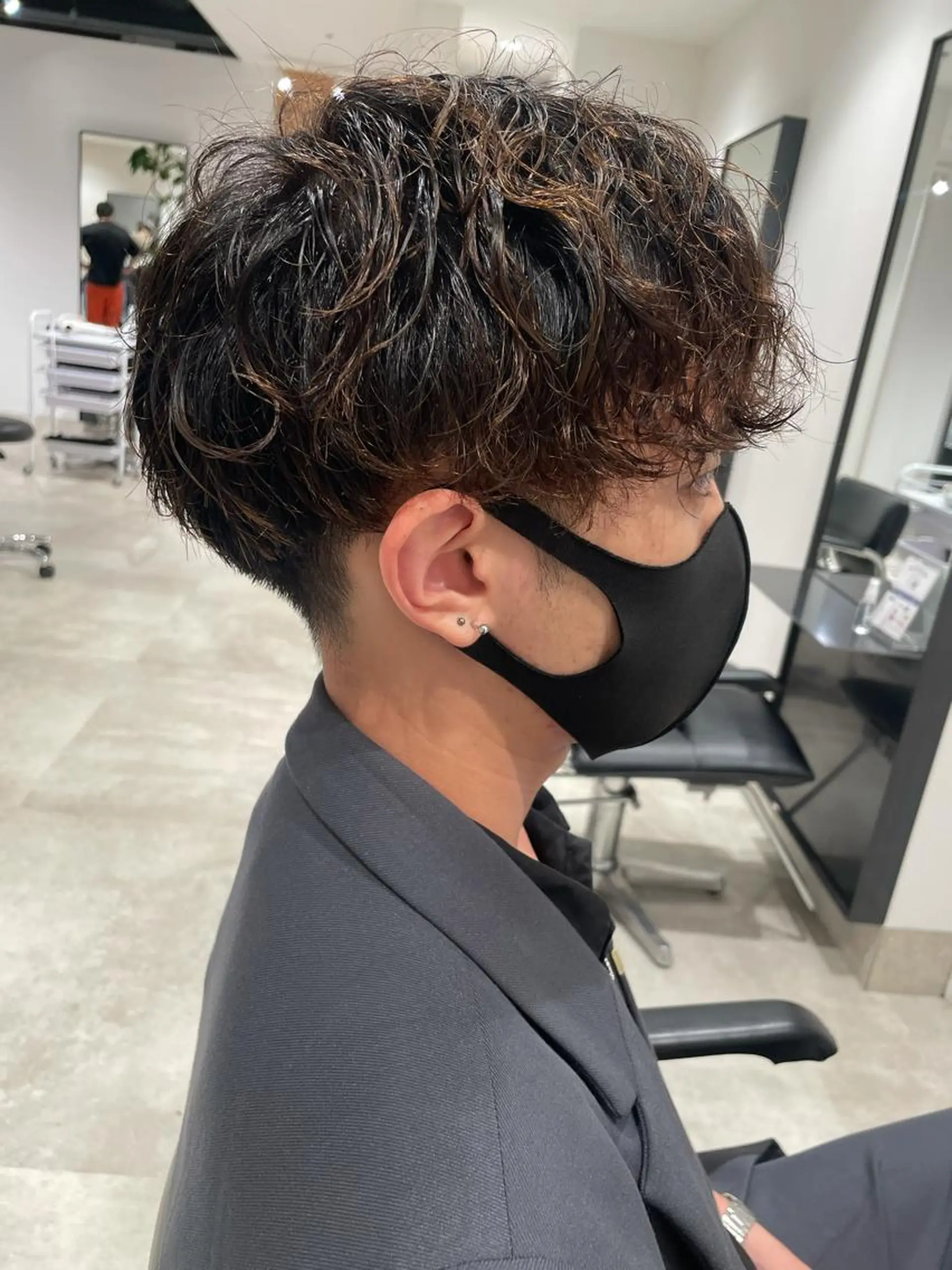 ショート カラー パーマ ヘアアレンジ メンズ パーソナルカラー合わ せたカラー🤍なつみのヘアスタイル