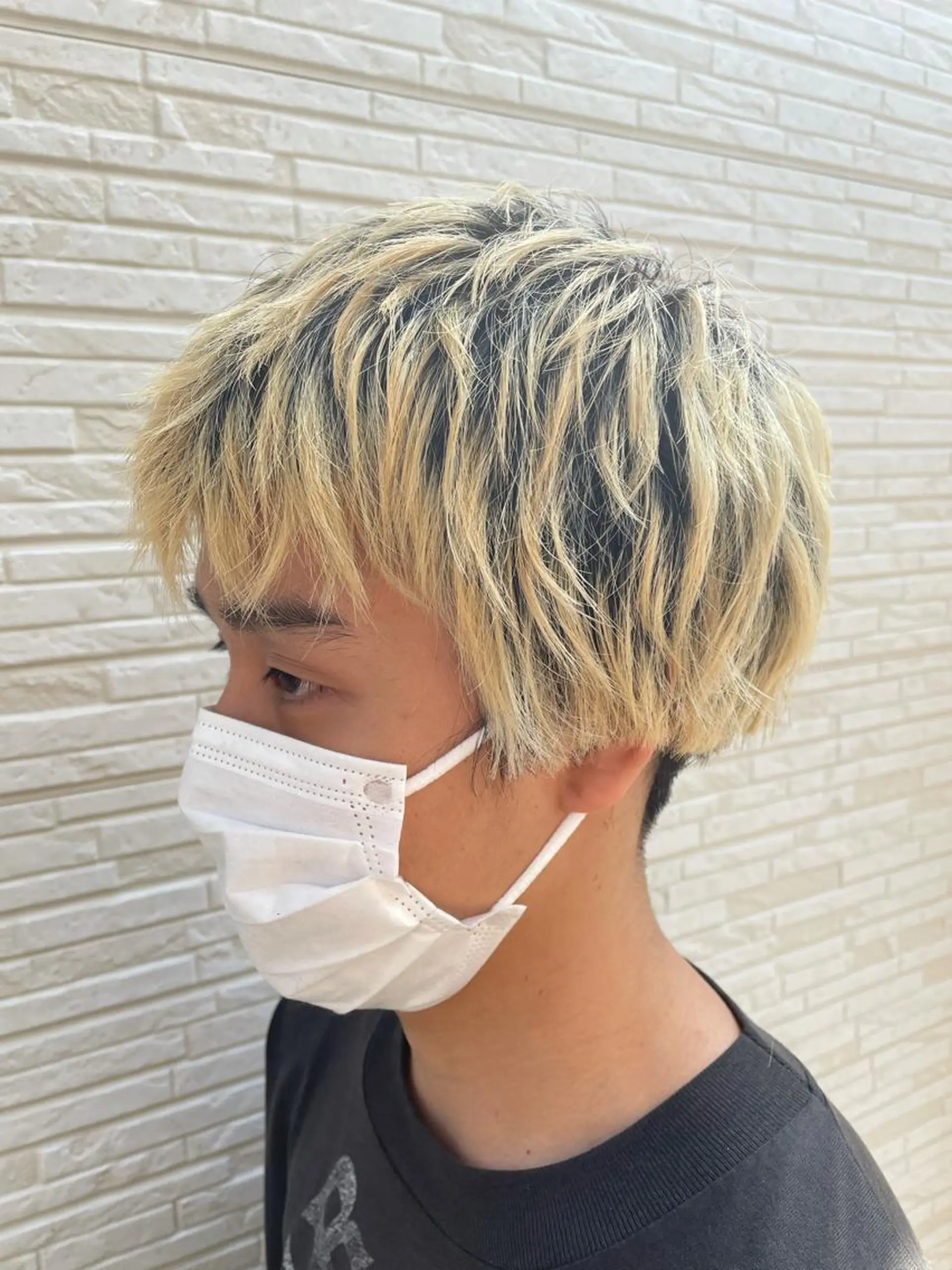 メンズ メンズブリーチ メンズパーマ SHUN メンズパーマのヘアスタイル