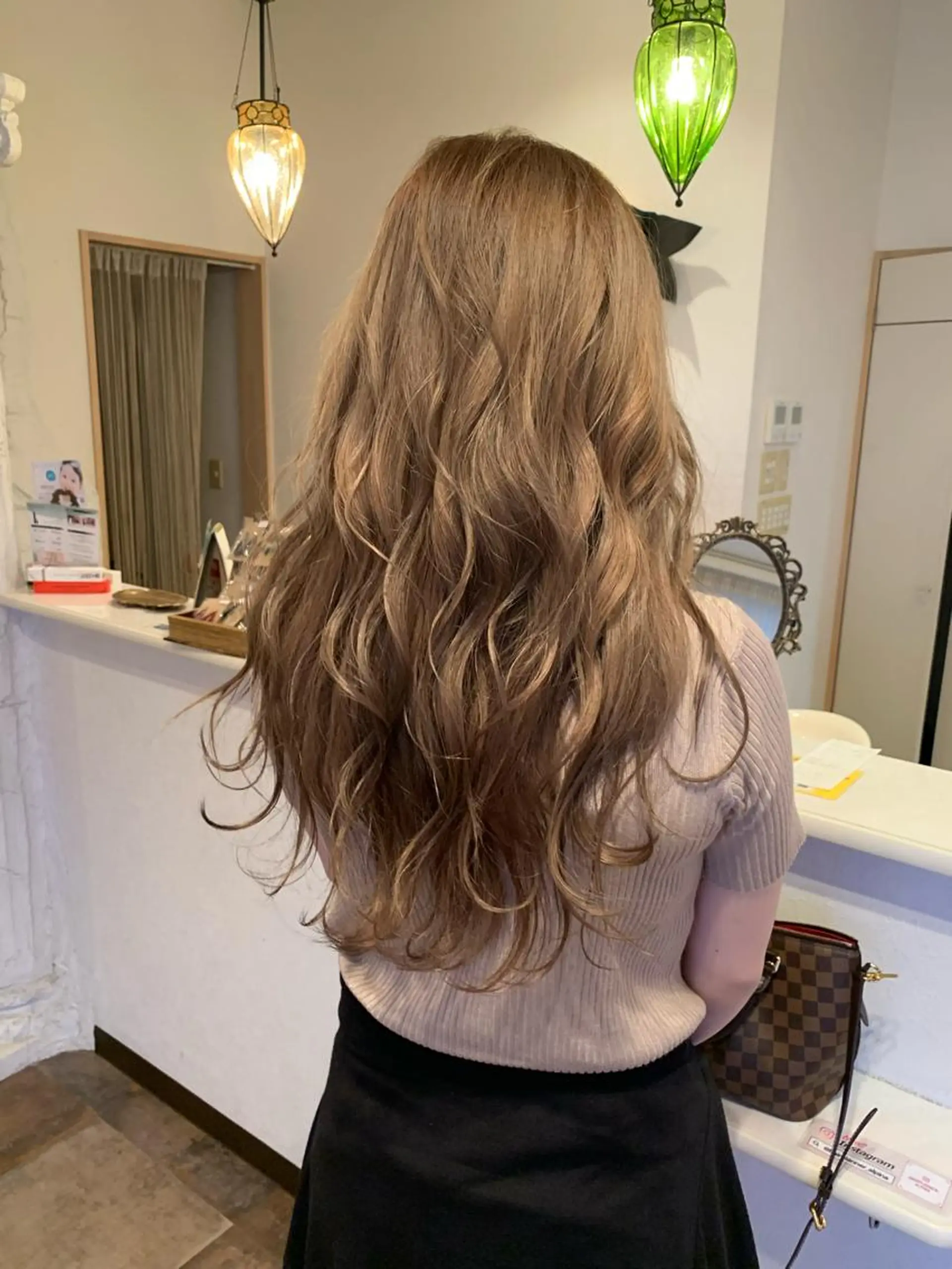 ミディアム カラー ベージュカラー ミルクティーベージュ GINZA CAMINOIA 高崎所属・平山 達也のヘアスタイル