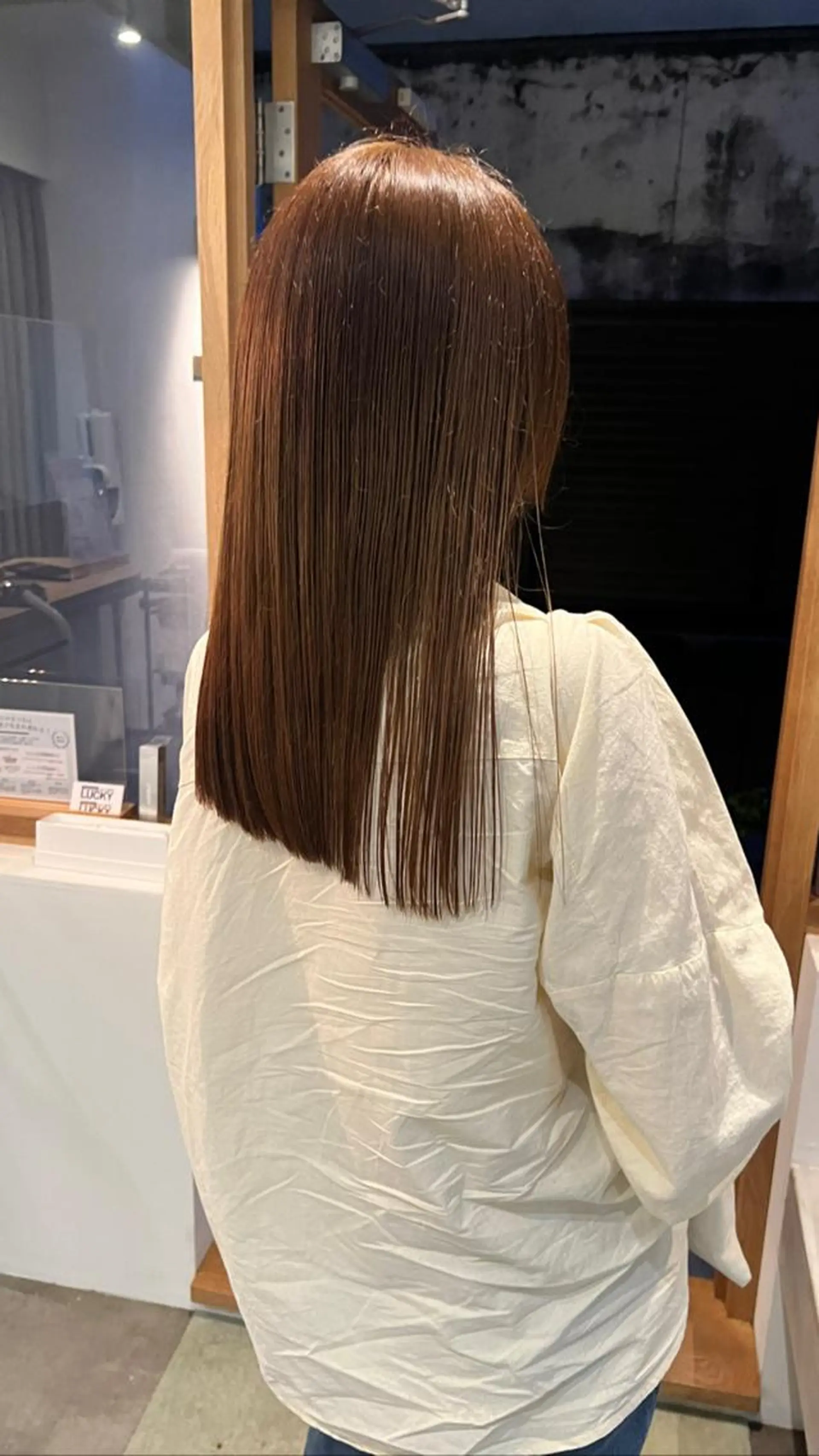 セミロング カット トリートメント ミディアムパーマ /癖毛パーマのヘアスタイル