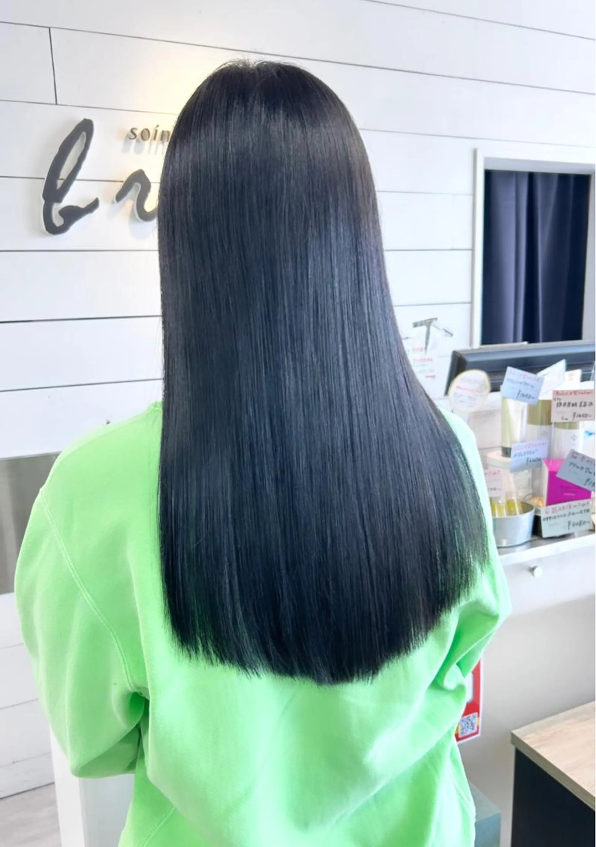 ロング カット ヘアカラー 🫧艶髪カラー🫧 森本くるみのヘアスタイル