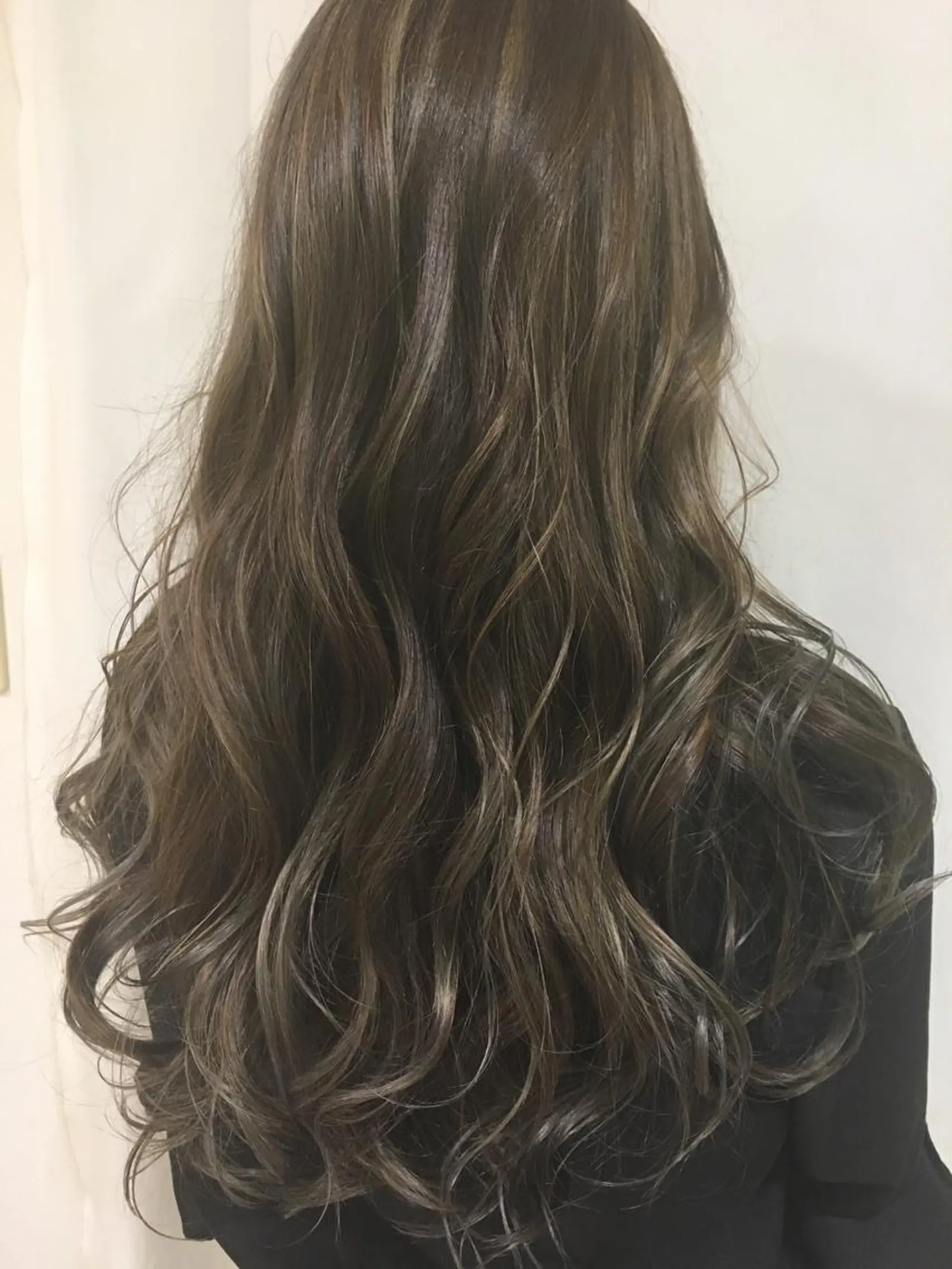 セミロング カラー ヘアアレンジ メンズ マツエク・マツパ メンズハイライト アッシュ ハイライトカラー ハイライト きむえり/髪質改善 /セット/カラーのヘアスタイル