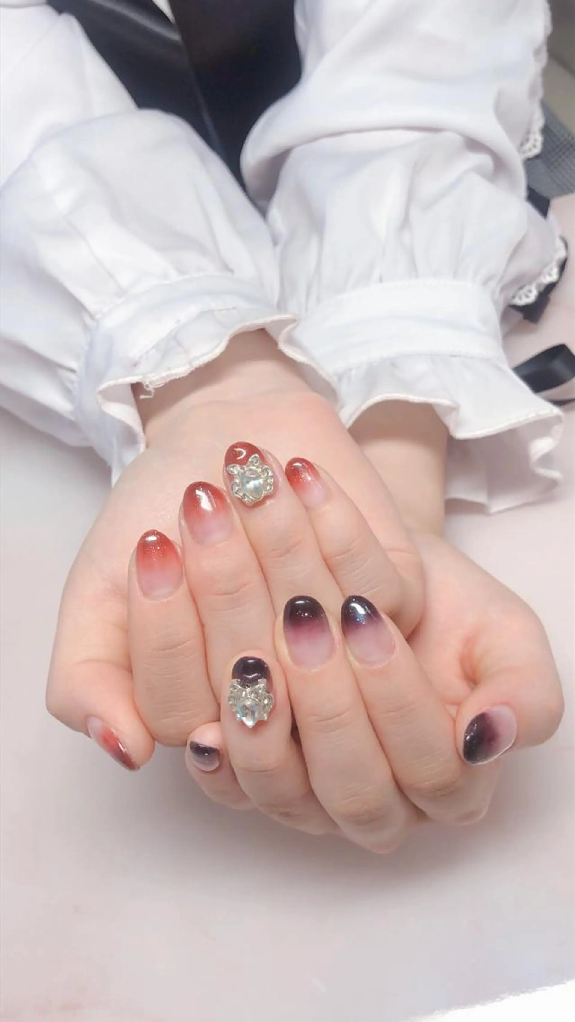 ネイル ハンドネイル ハンドケア ハク キのネイルデザイン