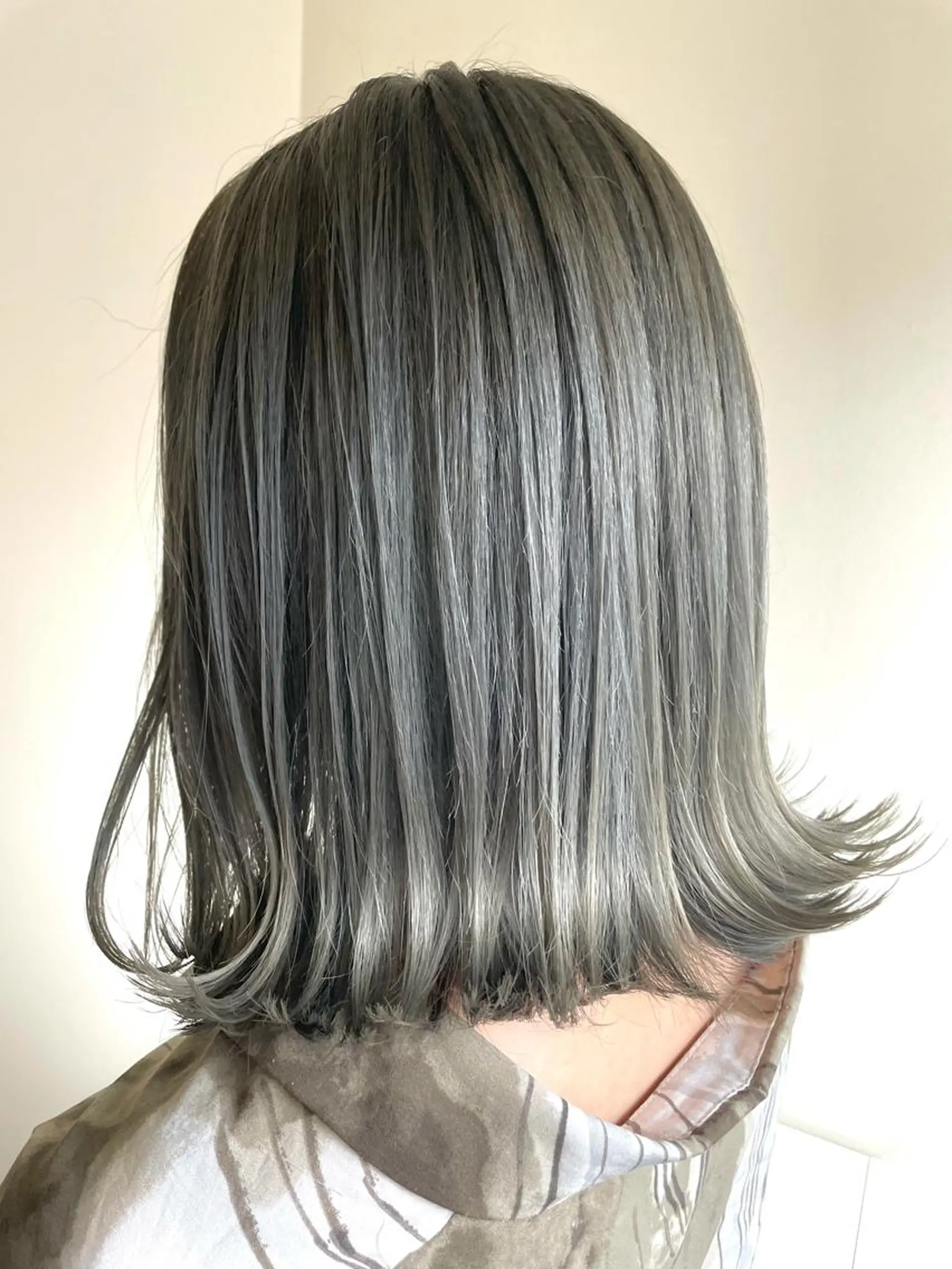 ミディアム カラー ダブルカラー . NANAのヘアスタイル