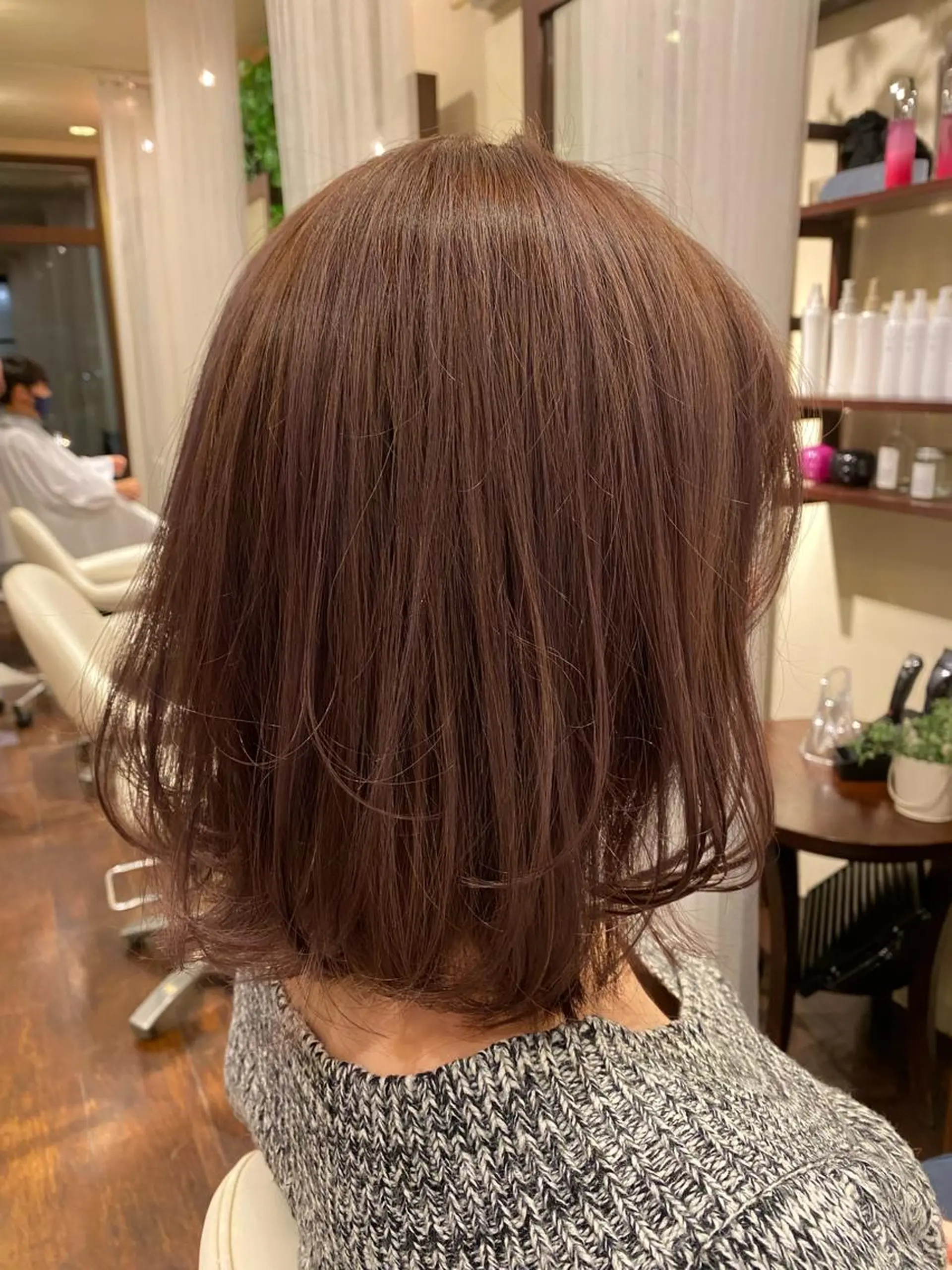 ミディアム 艶ｶﾗｰ｜ｽﾄﾚｰﾄ 🍟yuki🍟のヘアスタイル