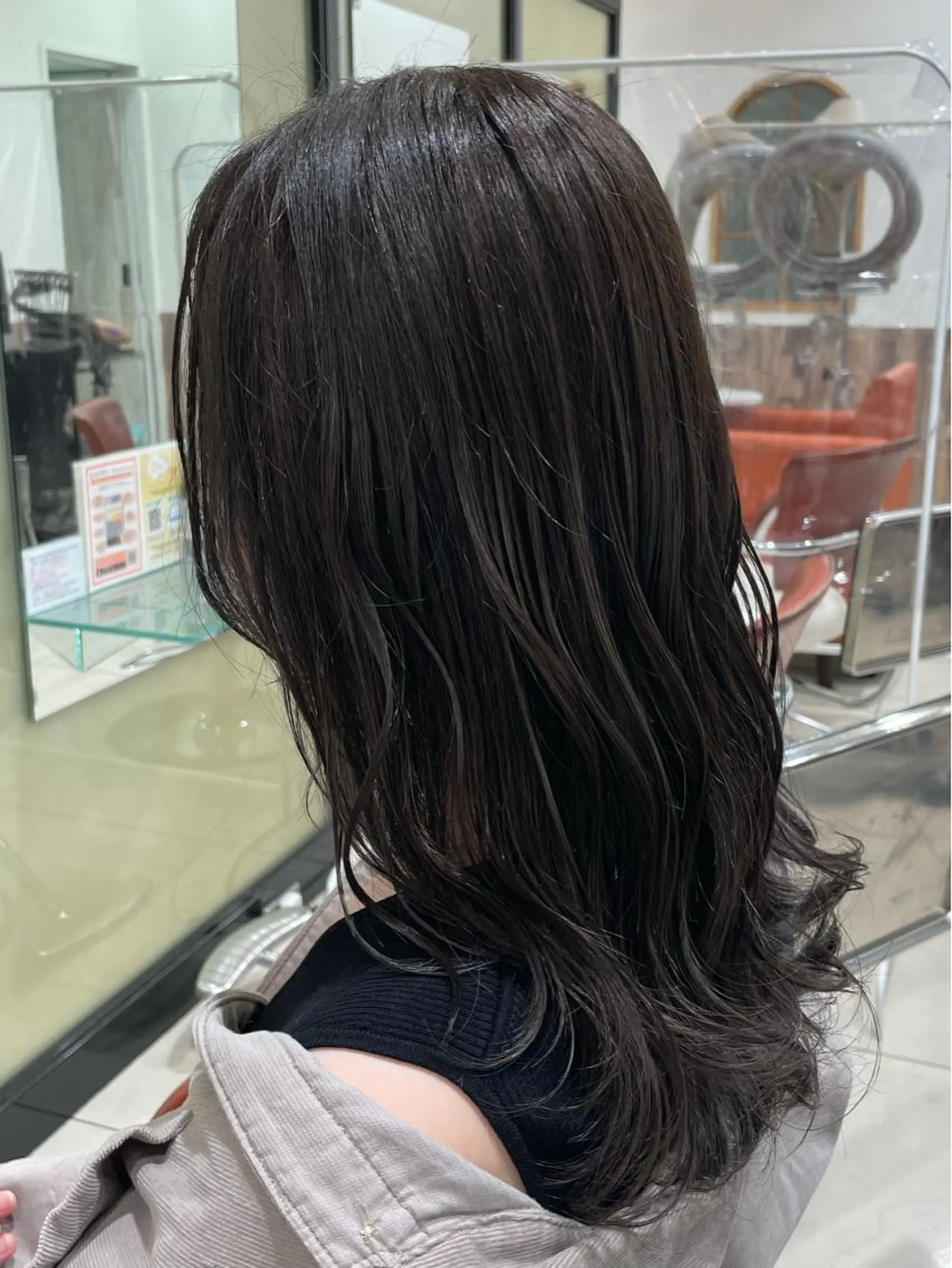 セミロング カラー 井上 武輝のヘアスタイル