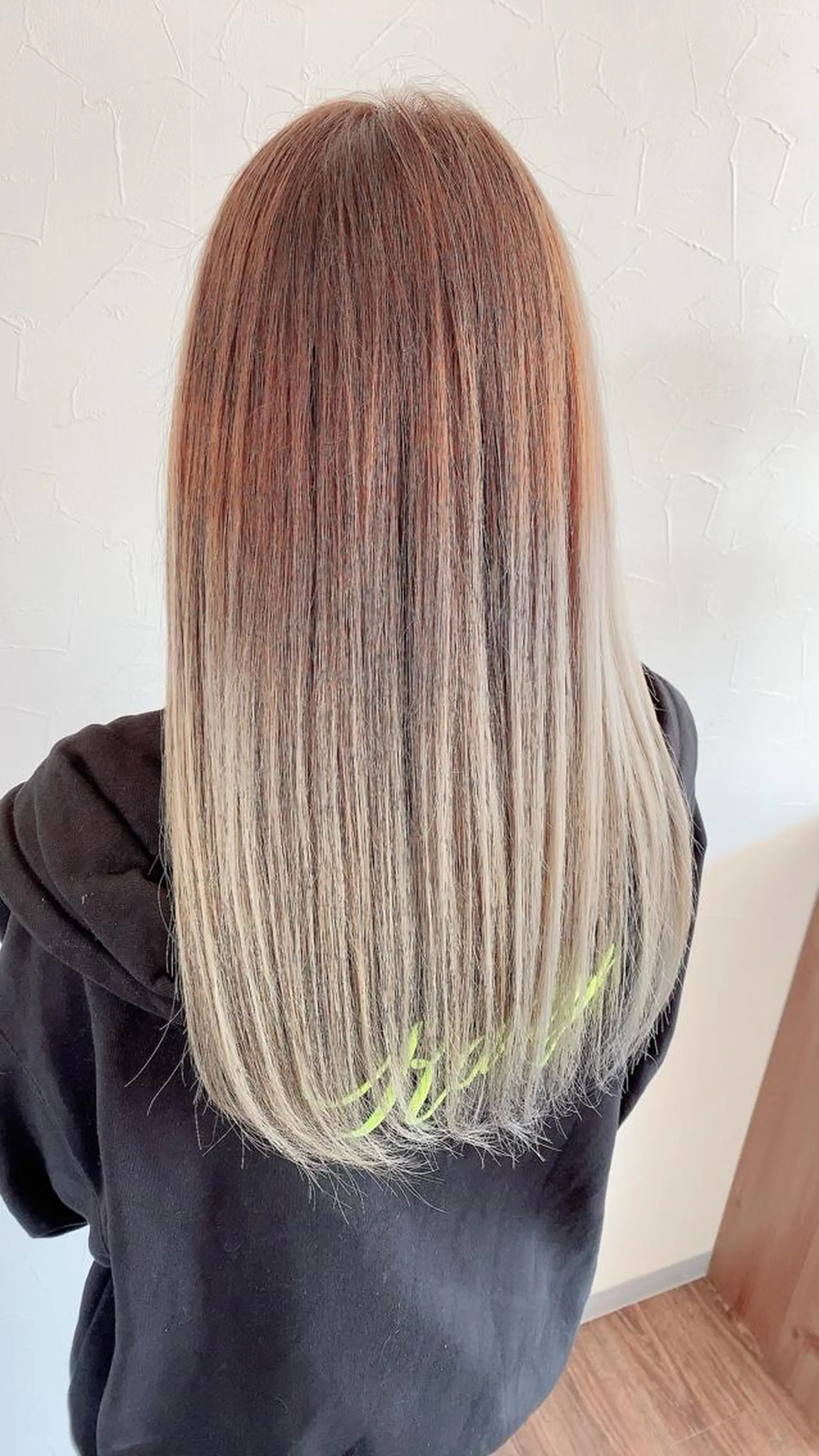 ロング カラー ブラウンカラー グラデーションカラー ナチュラルブラウン 学生 髪質改善 ゴトウ エイイチのヘアスタイル