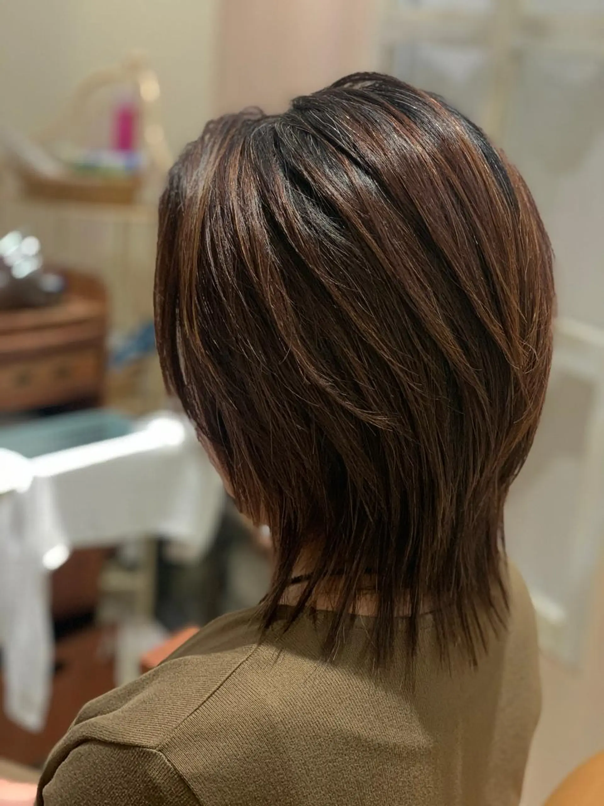 ミディアム 韓国風レイヤーカット 🇰🇷❕モカのヘアスタイル