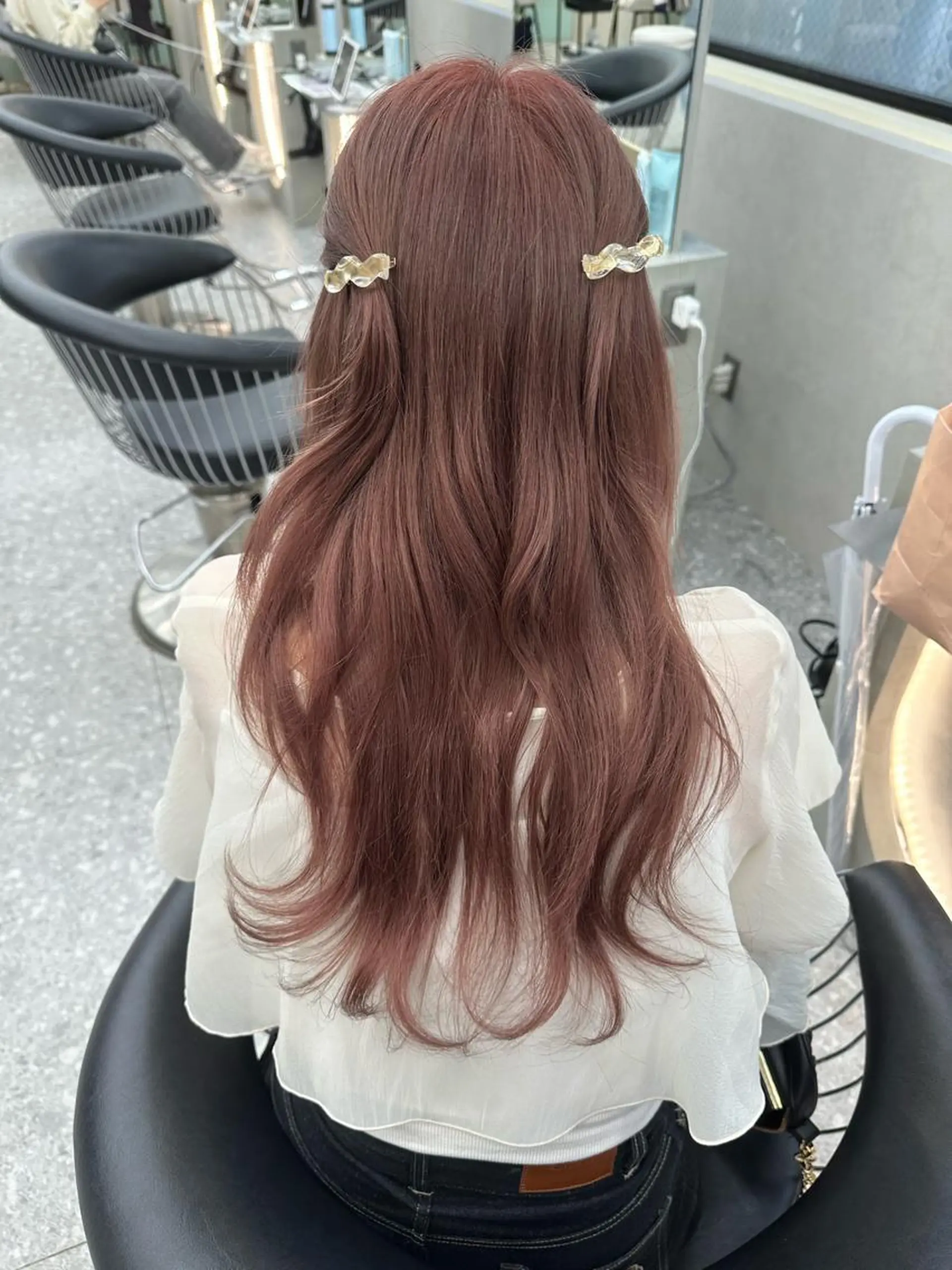 ミディアム エクステ 顔周りカット 髪質改善 韓国風ヘア トリートメント Lond  mare 🦋ayana🦋のヘアスタイル