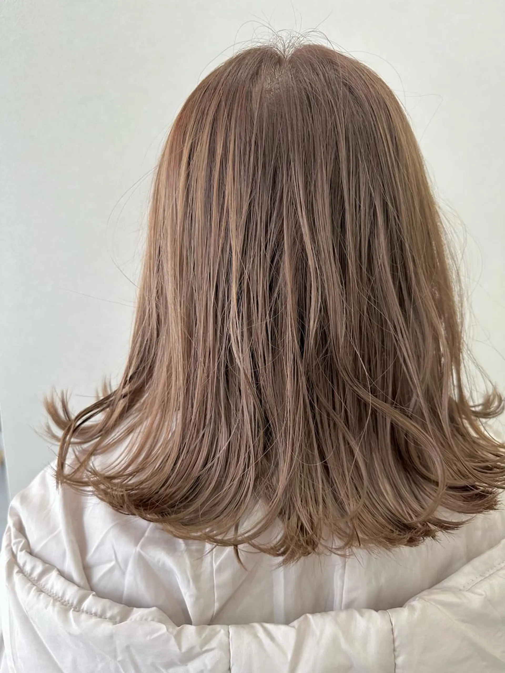 ミディアム カラー カット ヘアカラー トリートメント benji名駅店所属・アライ ナタカのヘアスタイル