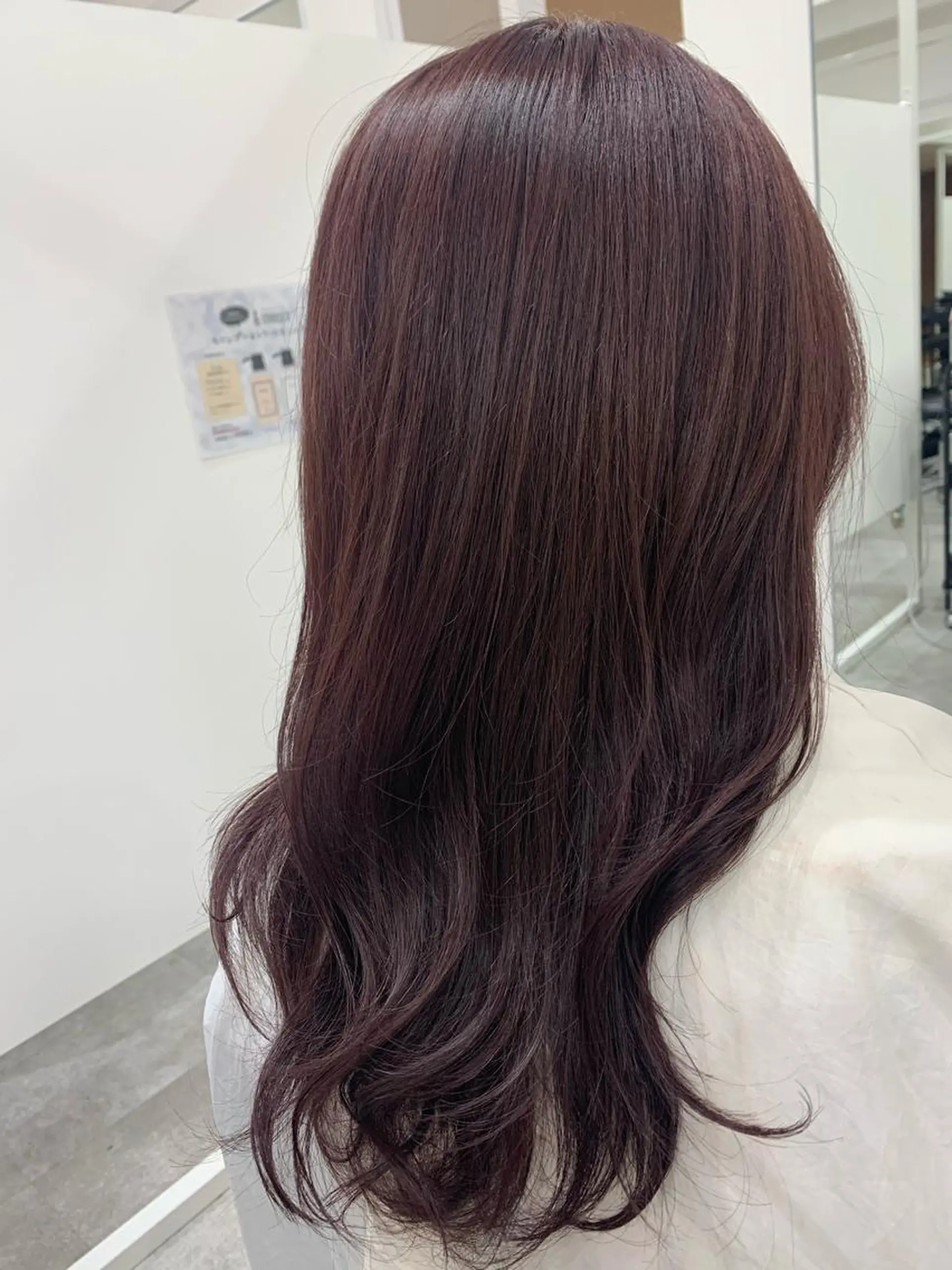 ロング カット ヘアカラー トリートメント Adachi Fujikoのヘアスタイル