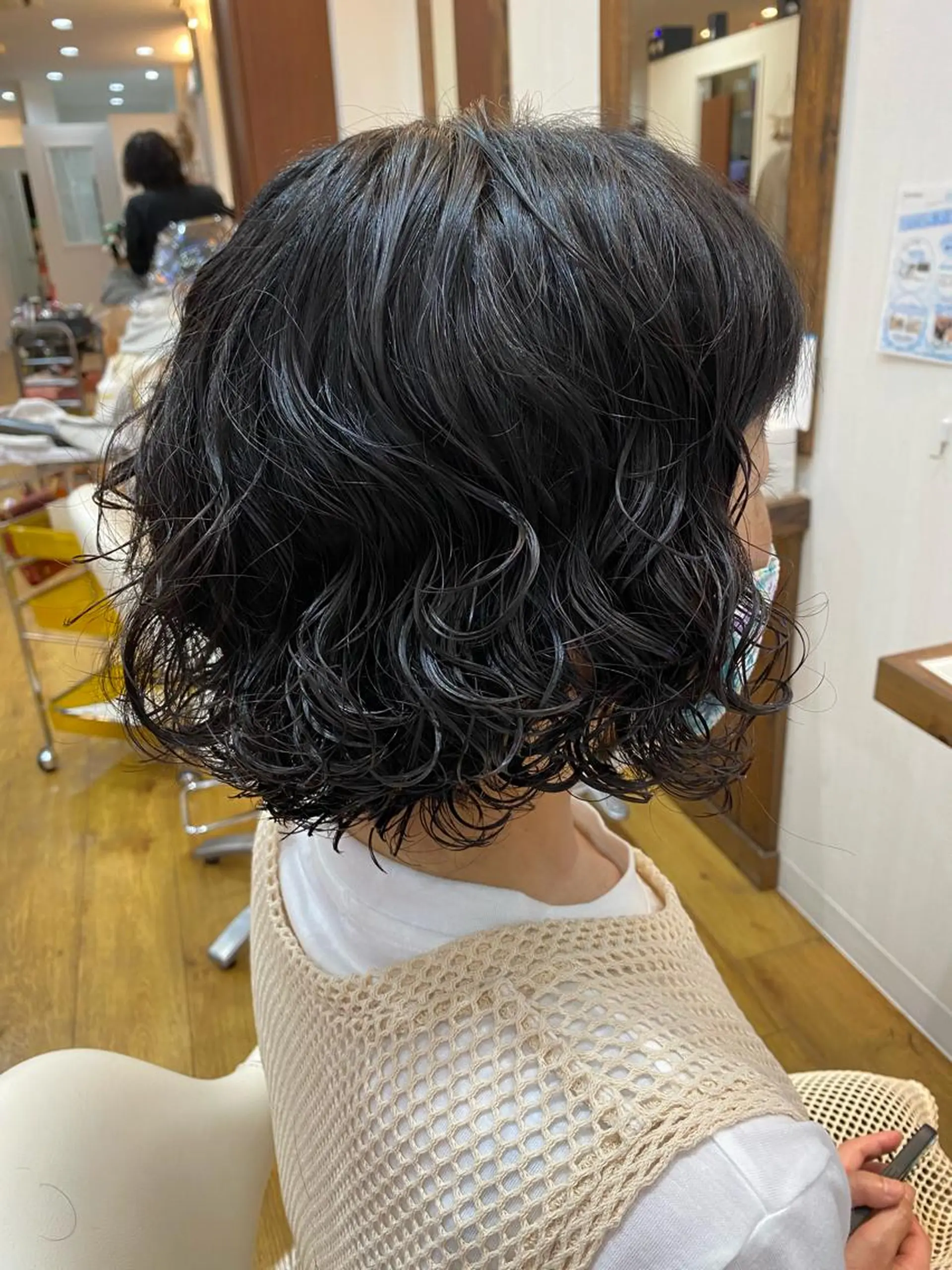 ミディアム パーマ 若林 亜季のヘアスタイル