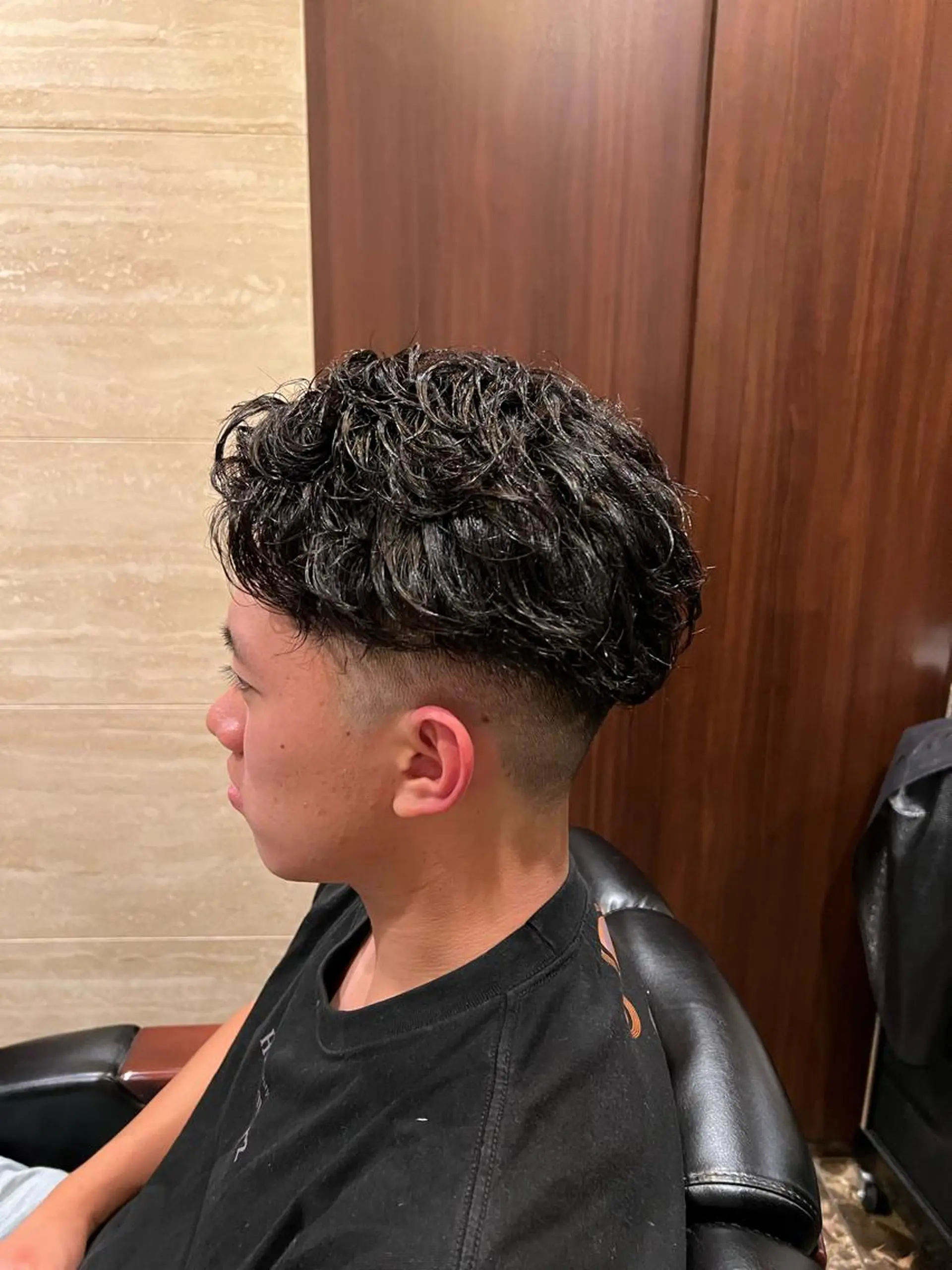 ミディアム バーバーショップ新宿店所属・大久保 竣太のヘアスタイル