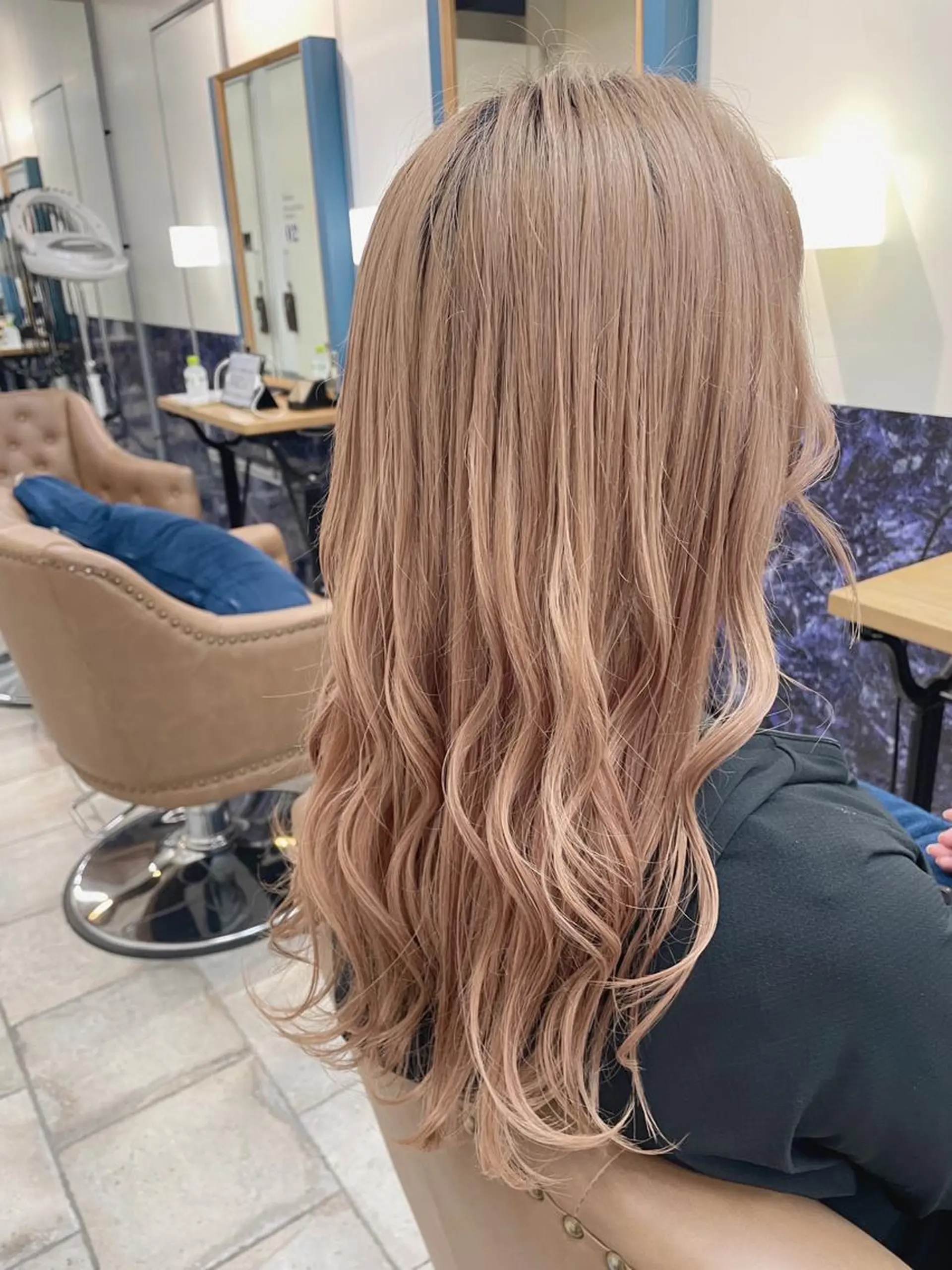 ロング ヘアアレンジ ヘアカラー トリートメント 🍒新家 さくら🍒のヘアスタイル