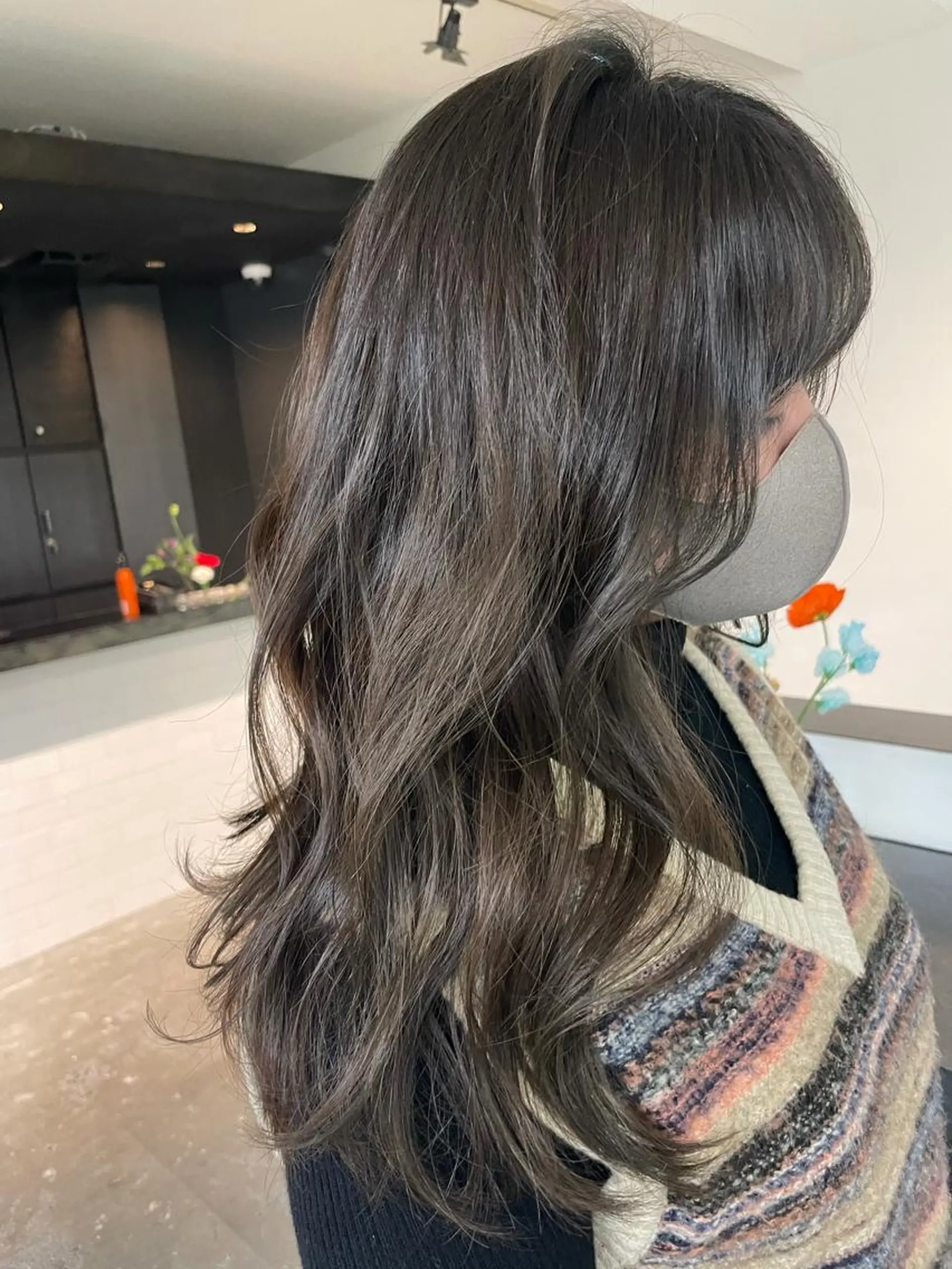 セミロング カラー ブリーチ ブリーチなしカラー レイヤーカット💖 Kaedeのヘアスタイル