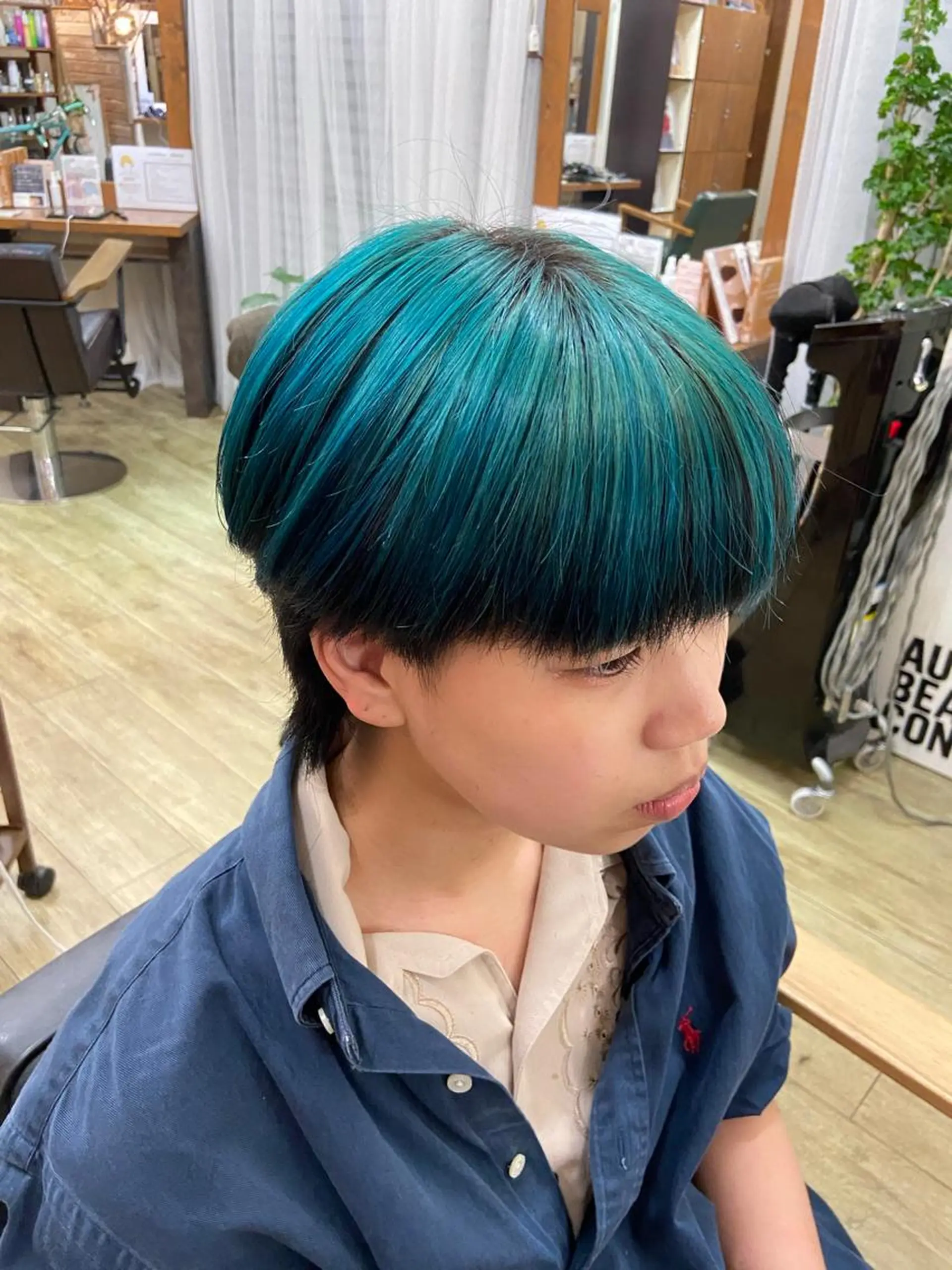 カラー ブリーチ heir studio Baretta所属・山本 銀次郎のヘアスタイル