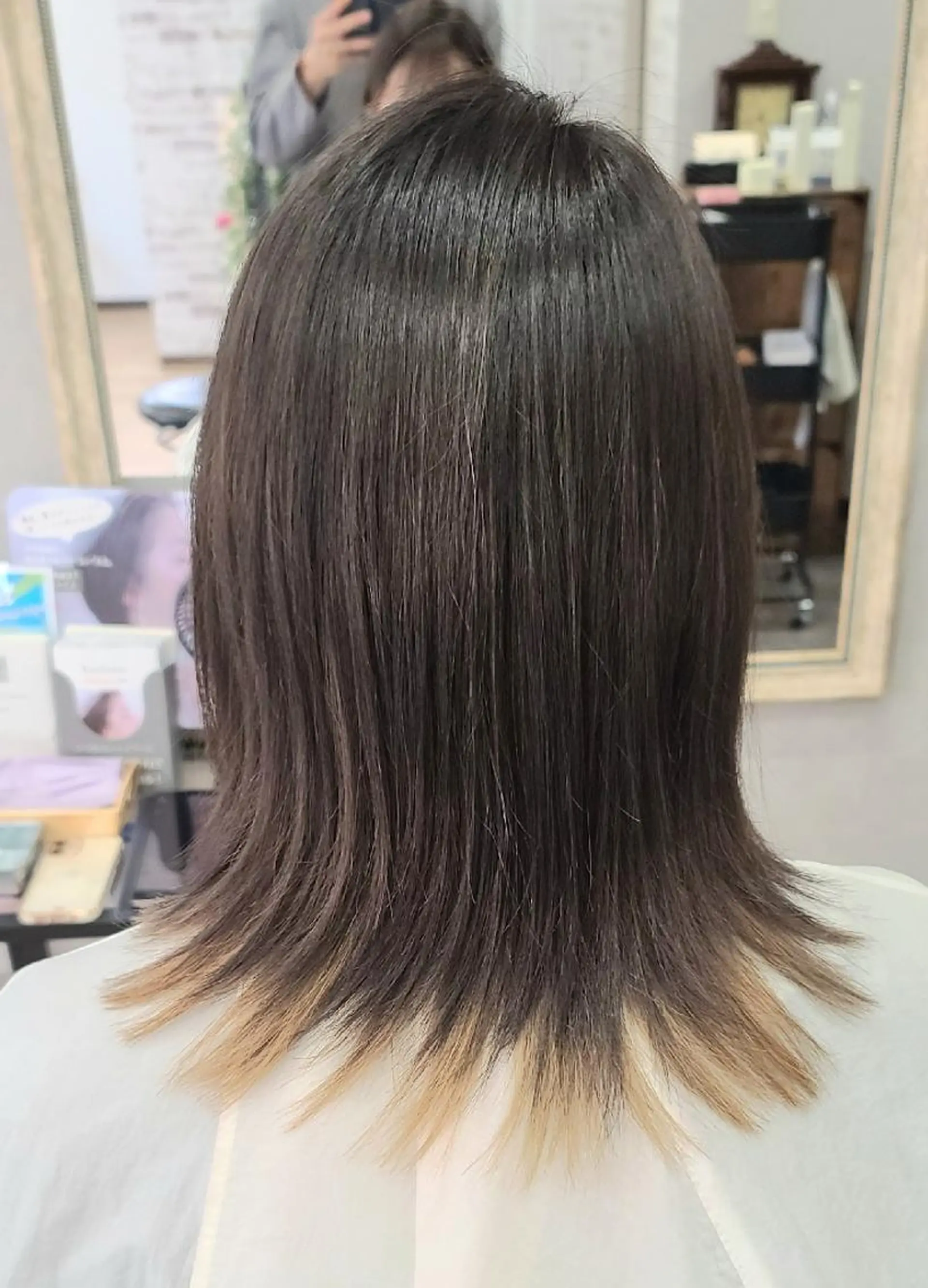 カラー ミディアム ヘアカラー 井澗 修二のヘアスタイル