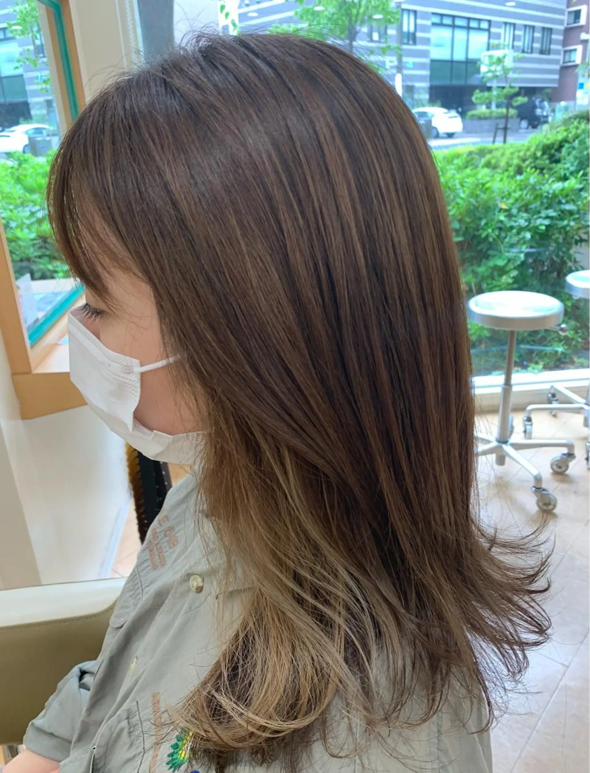 セミロング 福原 亜祐美のヘアスタイル