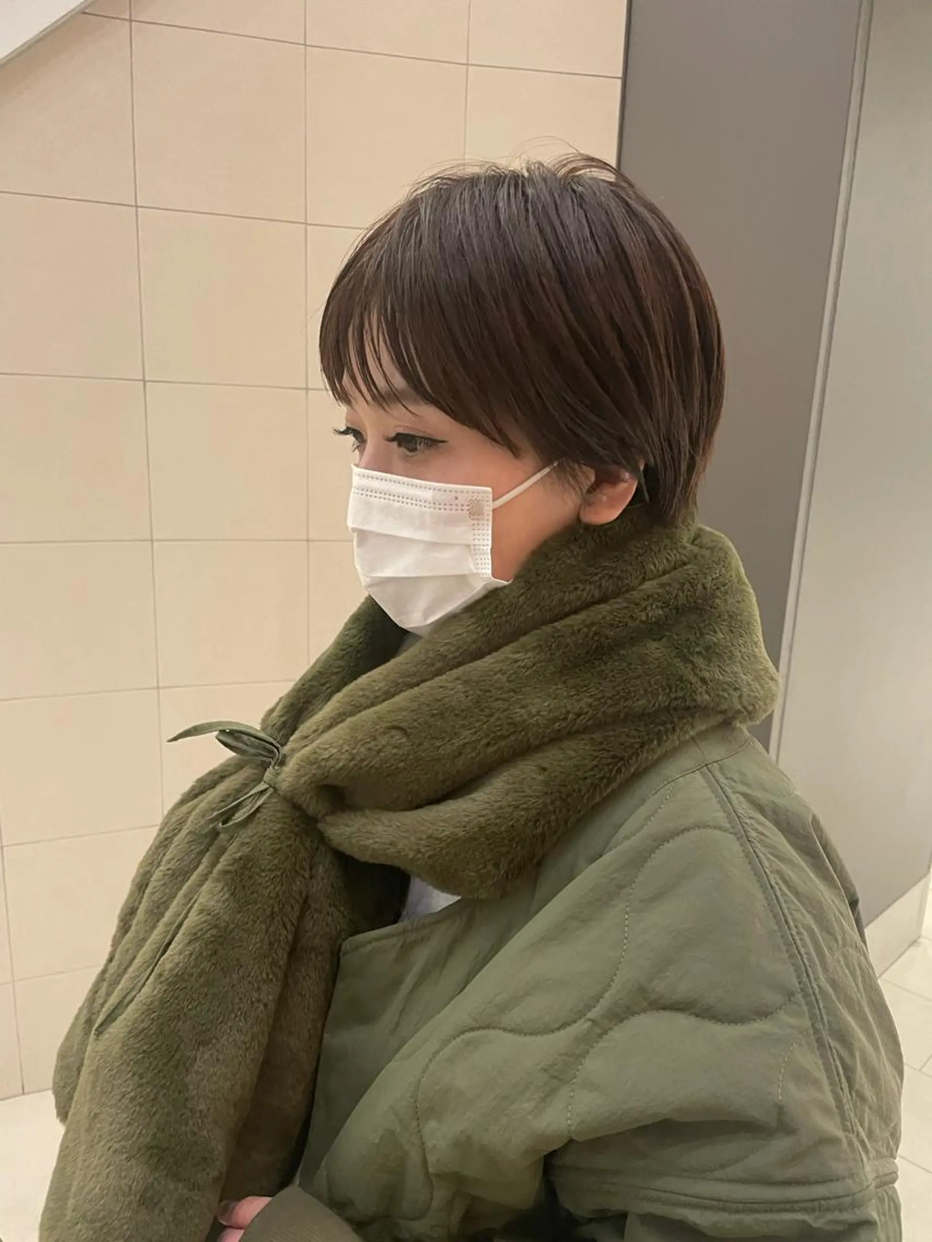 ショート カラー 縮毛矯正 ケアブリーチ/ エクステ/レイヤーのヘアスタイル