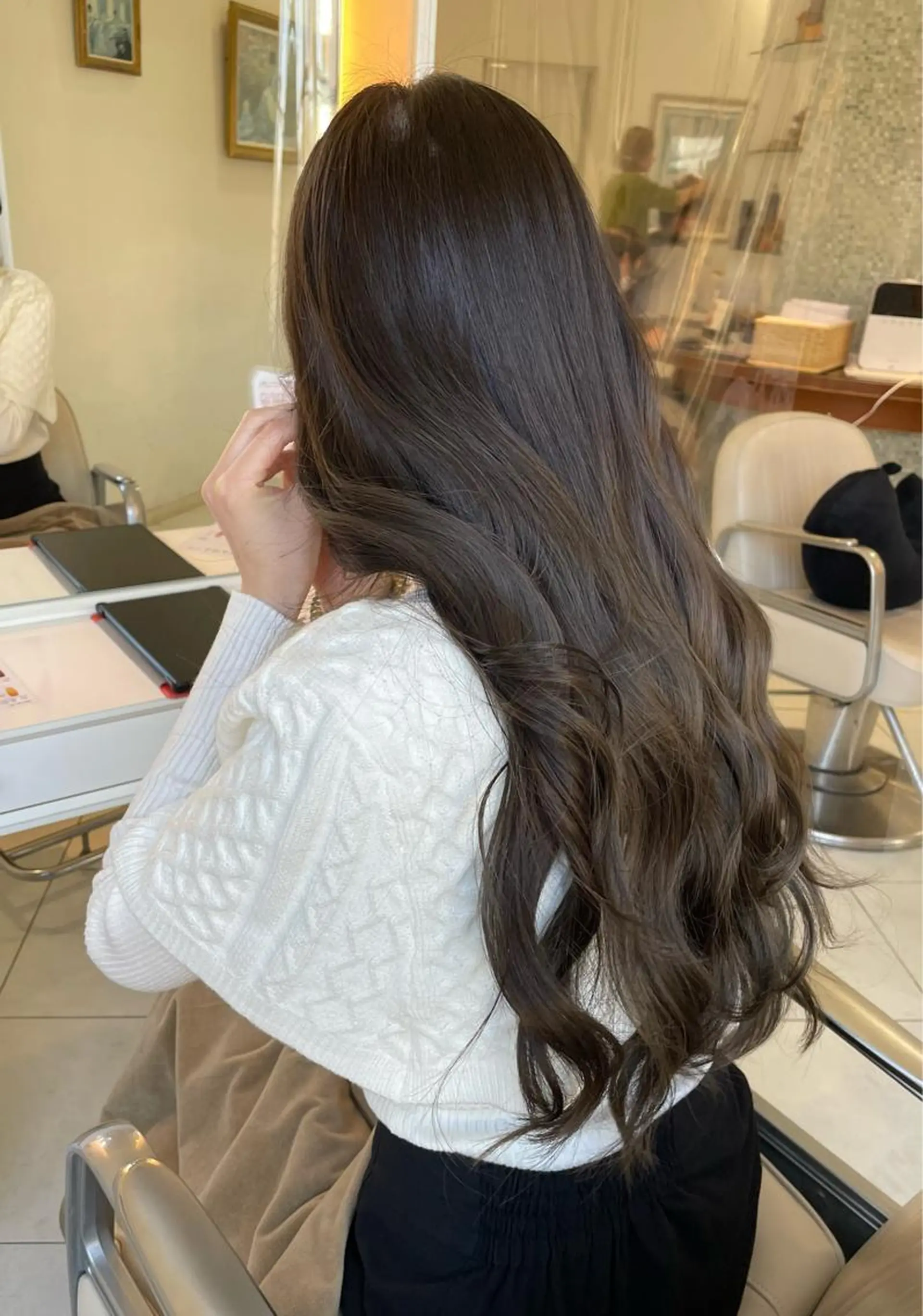 ロング カラー カット ヘアカラー mai .のヘアスタイル
