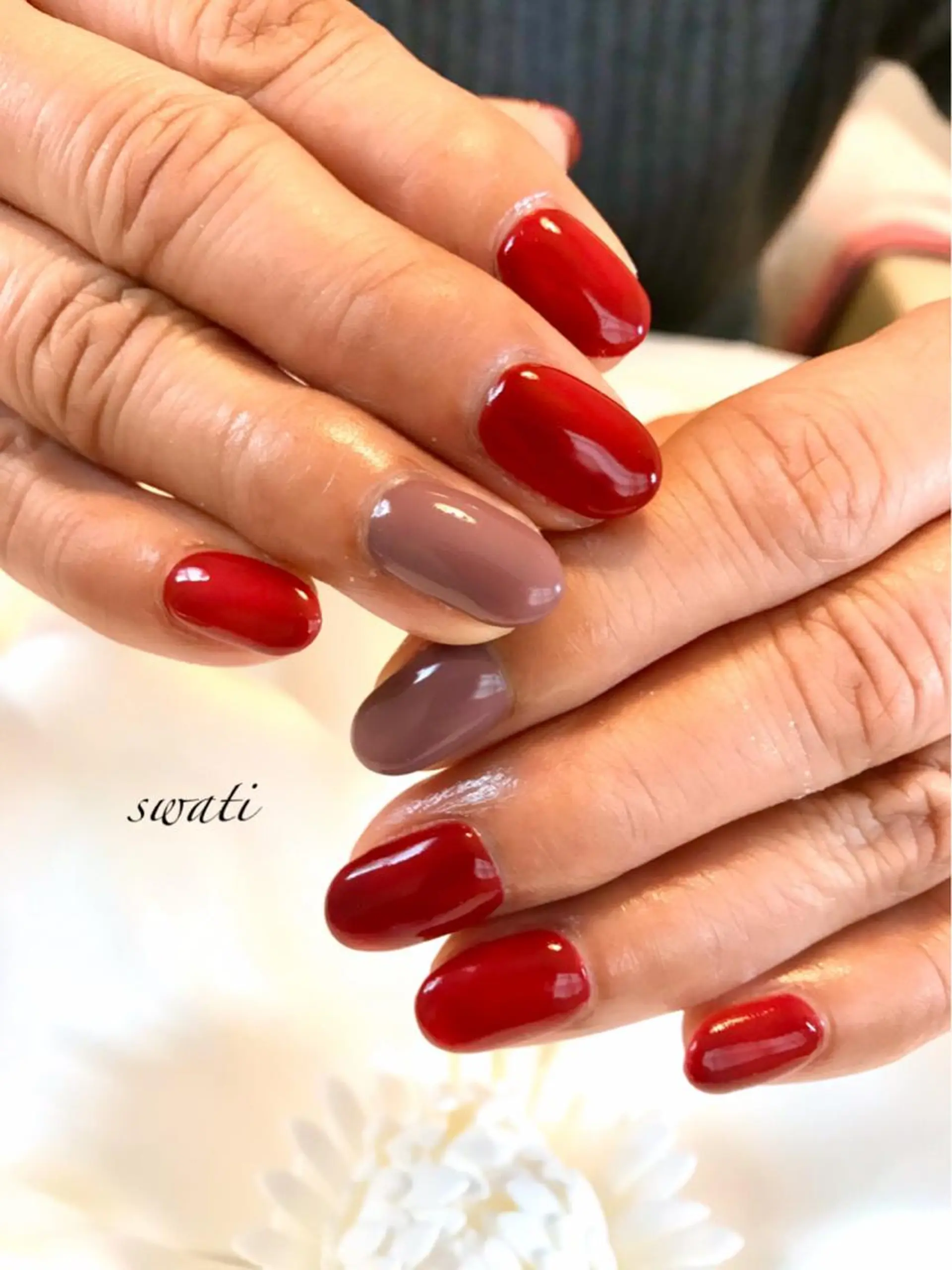 ネイル アートネイル ボルドー ブラウン オフィスネイル ワンカラーネイル yuko （ネイリスト）のネイルデザイン