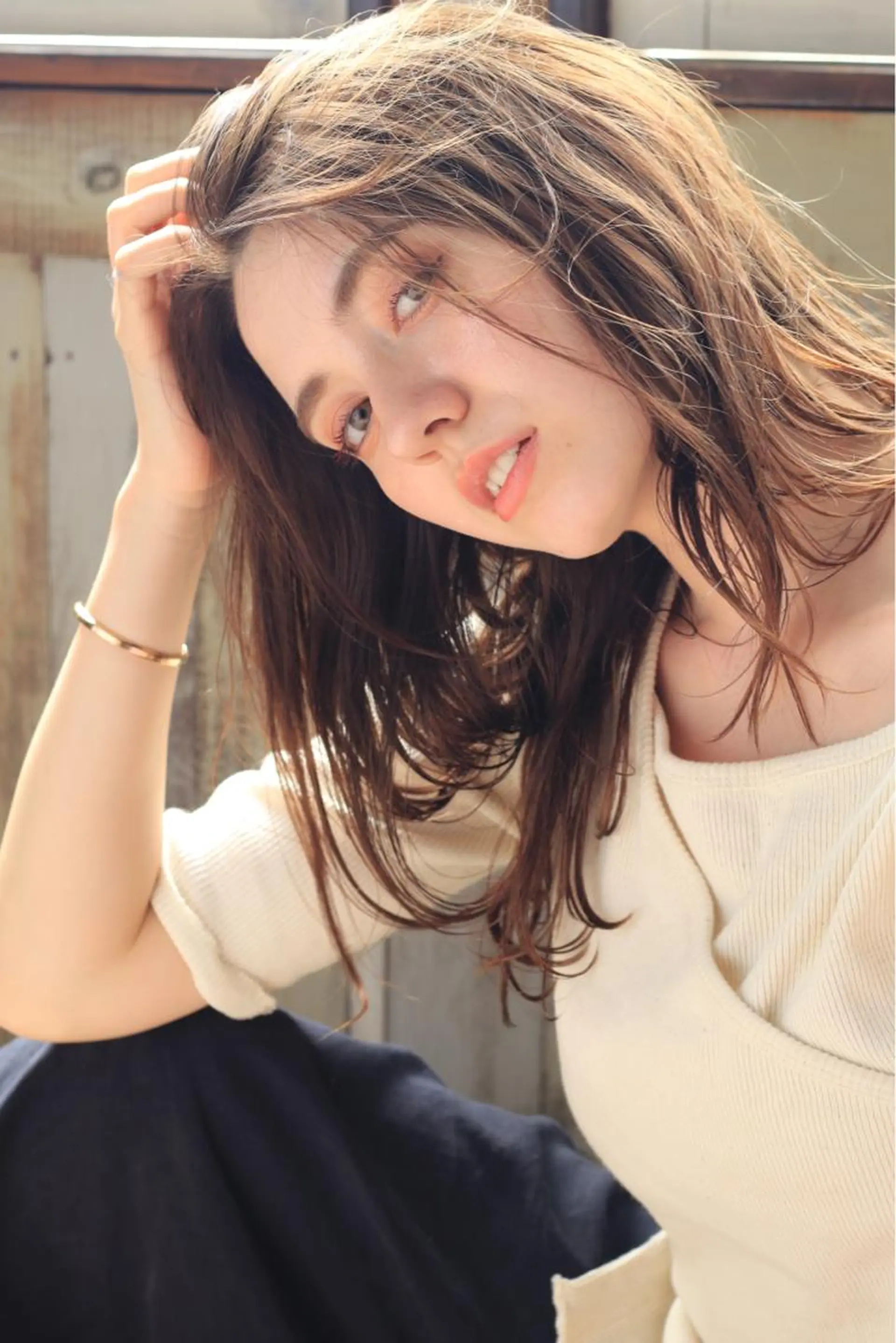 ロング カラー ベージュカラー 水島 悠香子のヘアスタイル