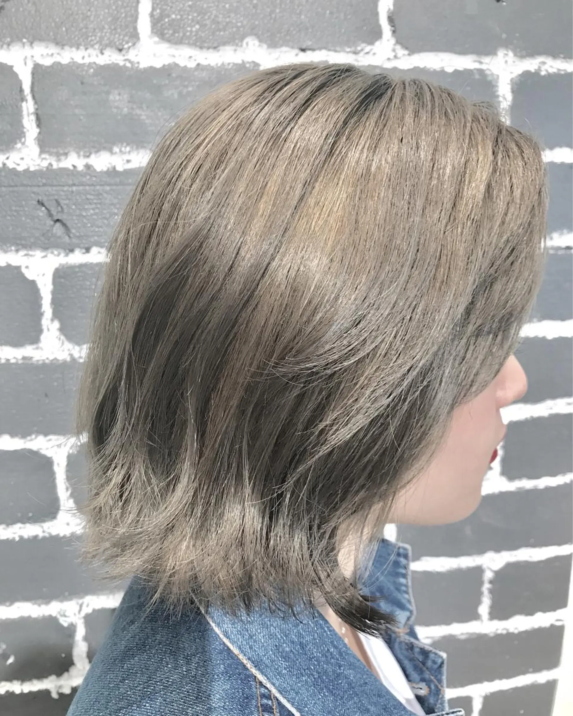 ミディアム アッシュ アッシュグレー 河上 雅俊のヘアスタイル