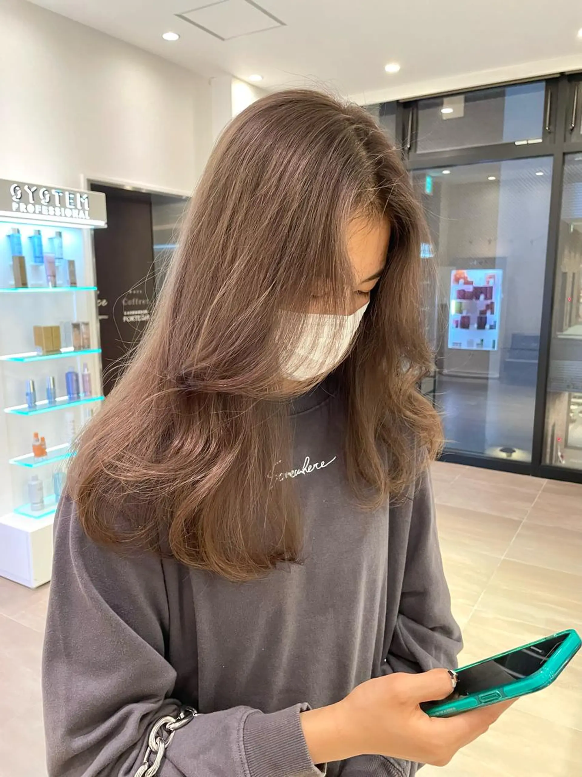 カラー ブリーチ 🫧ミルクティーベー ジュ🫧門脇ゆう🎀のヘアスタイル