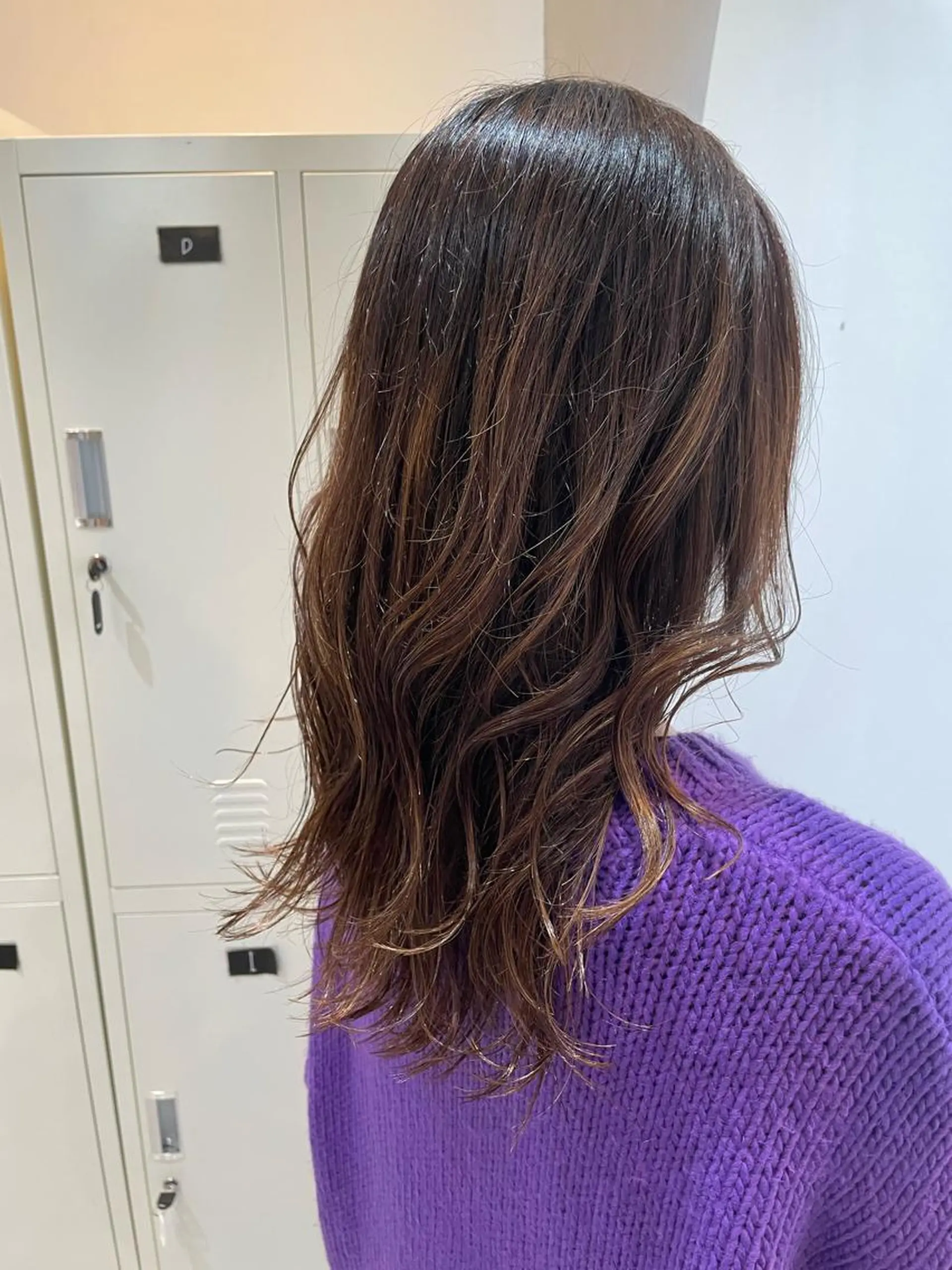 セミロング カット 🫧OUD 尼崎店 山村裕亮🫧のヘアスタイル