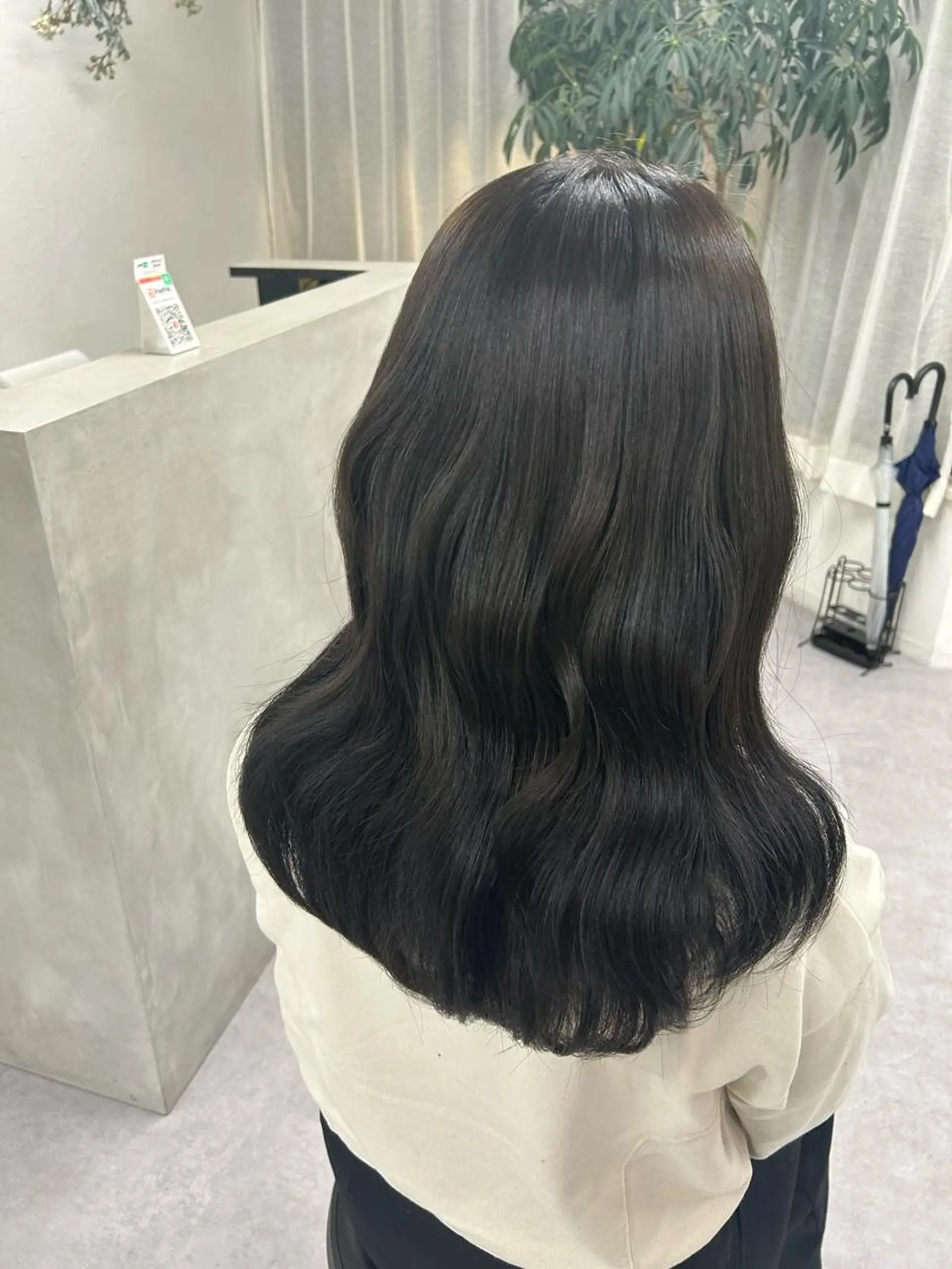 カラー 高山 アミのヘアスタイル