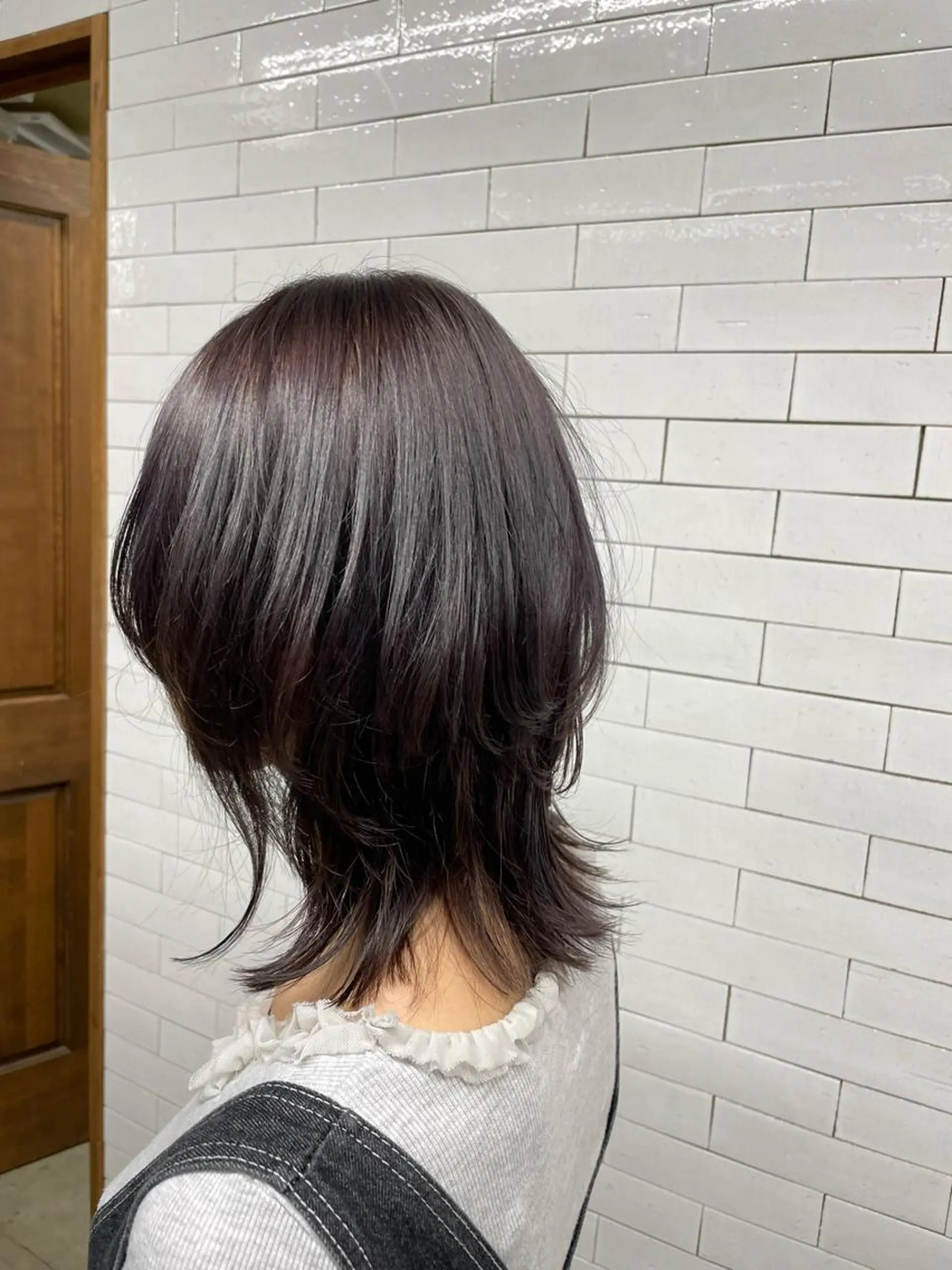 ミディアム カラー バイオレットカラー ウルフカット やすだ しおりのエステ・リラクイメージ