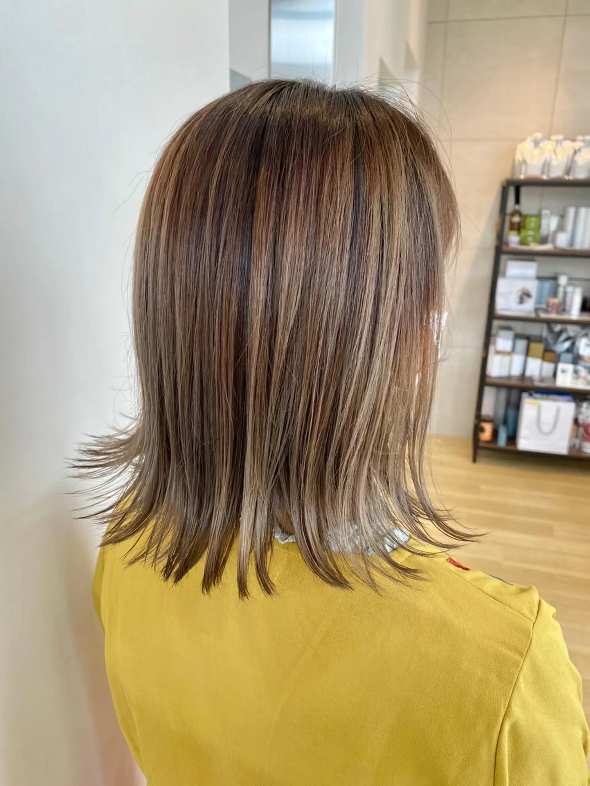 ミディアム カラー カット ヘアカラー トリートメント 韓国風・ブリーチなし ・あり後藤　一斗店長のヘアスタイル