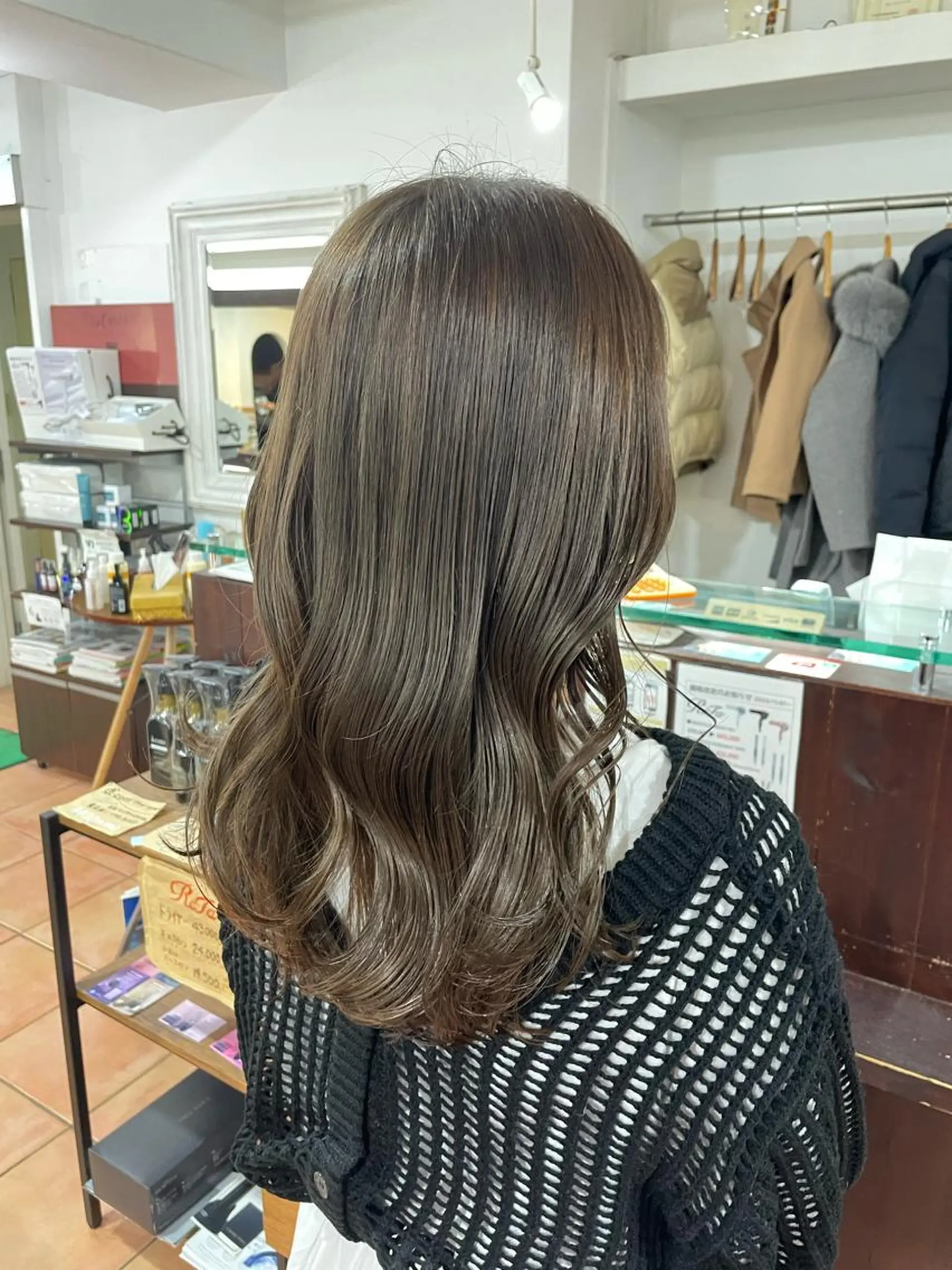 ロング カラー ベージュカラー 🦋透明感 艶カラー Rie🦋のヘアスタイル