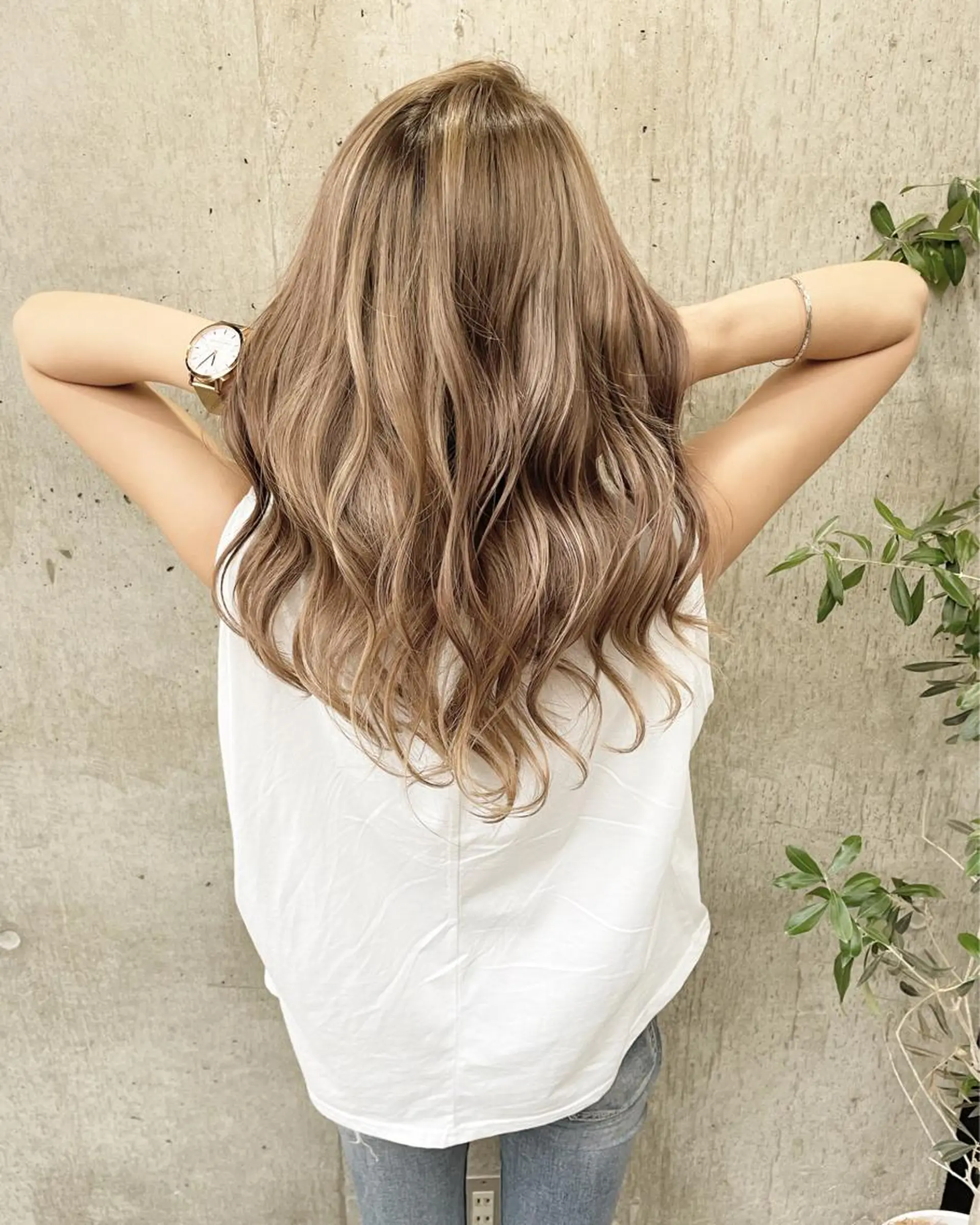 ロング カラー ヘアアレンジ ヘアカラー TATSUYA アートディレクターのヘアスタイル