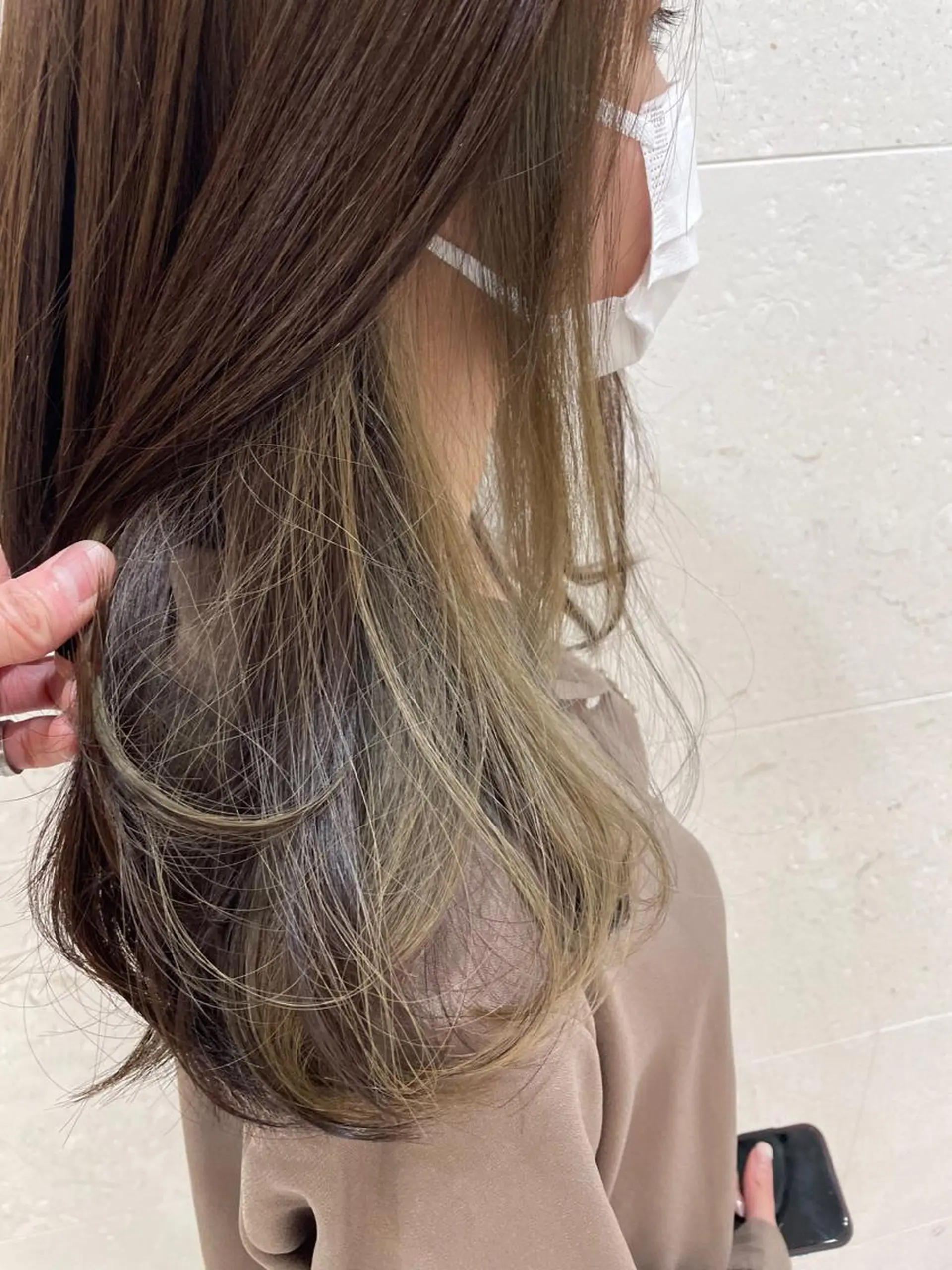 ロング カラー インナーカラー カット ヘアカラー トリートメント 斉藤 貴也のヘアスタイル