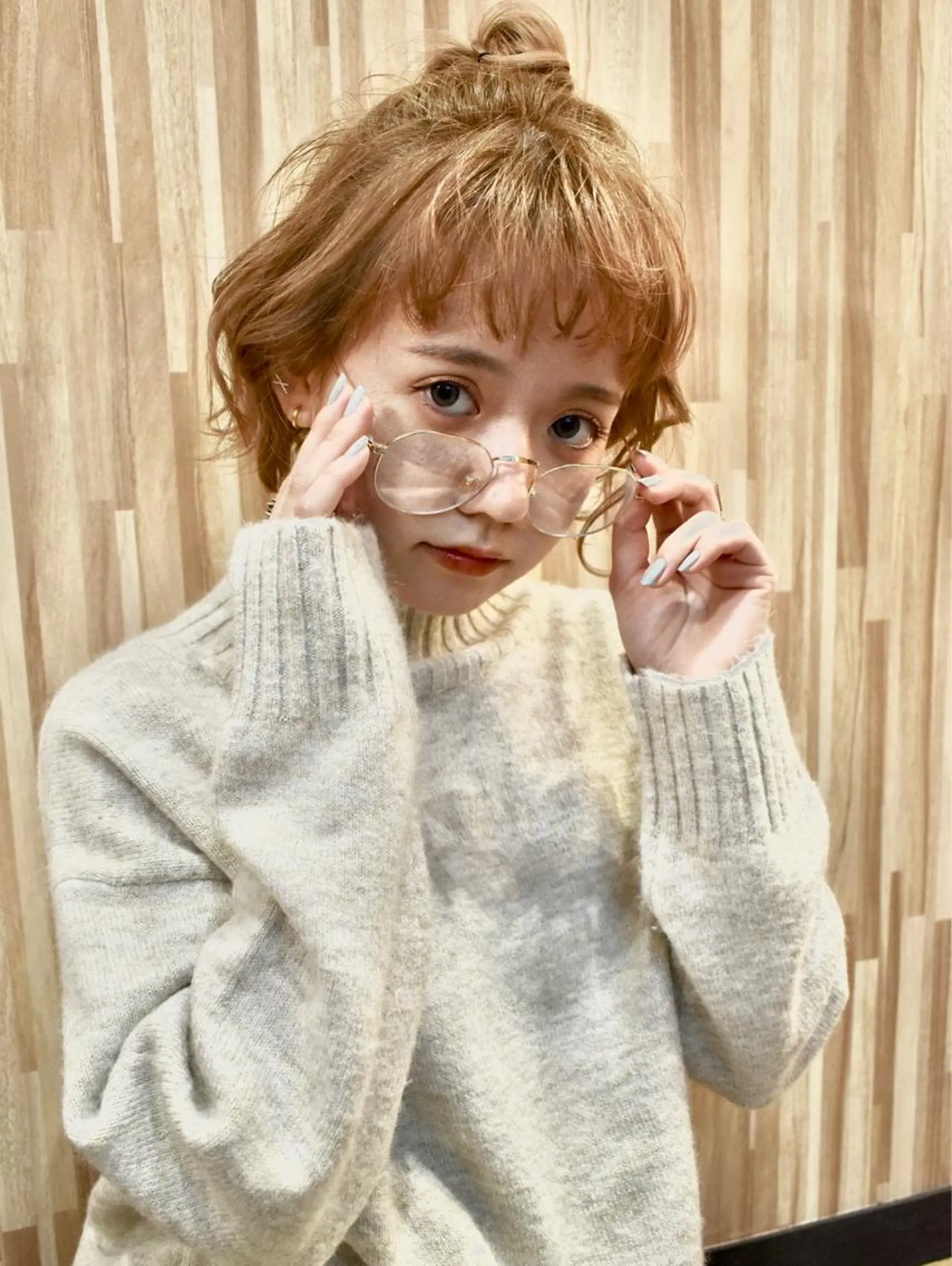 ショート ヘアアレンジ お団子ヘア 【ブゾン高田馬場】 ☀️小岩太陽☀️のヘアスタイル