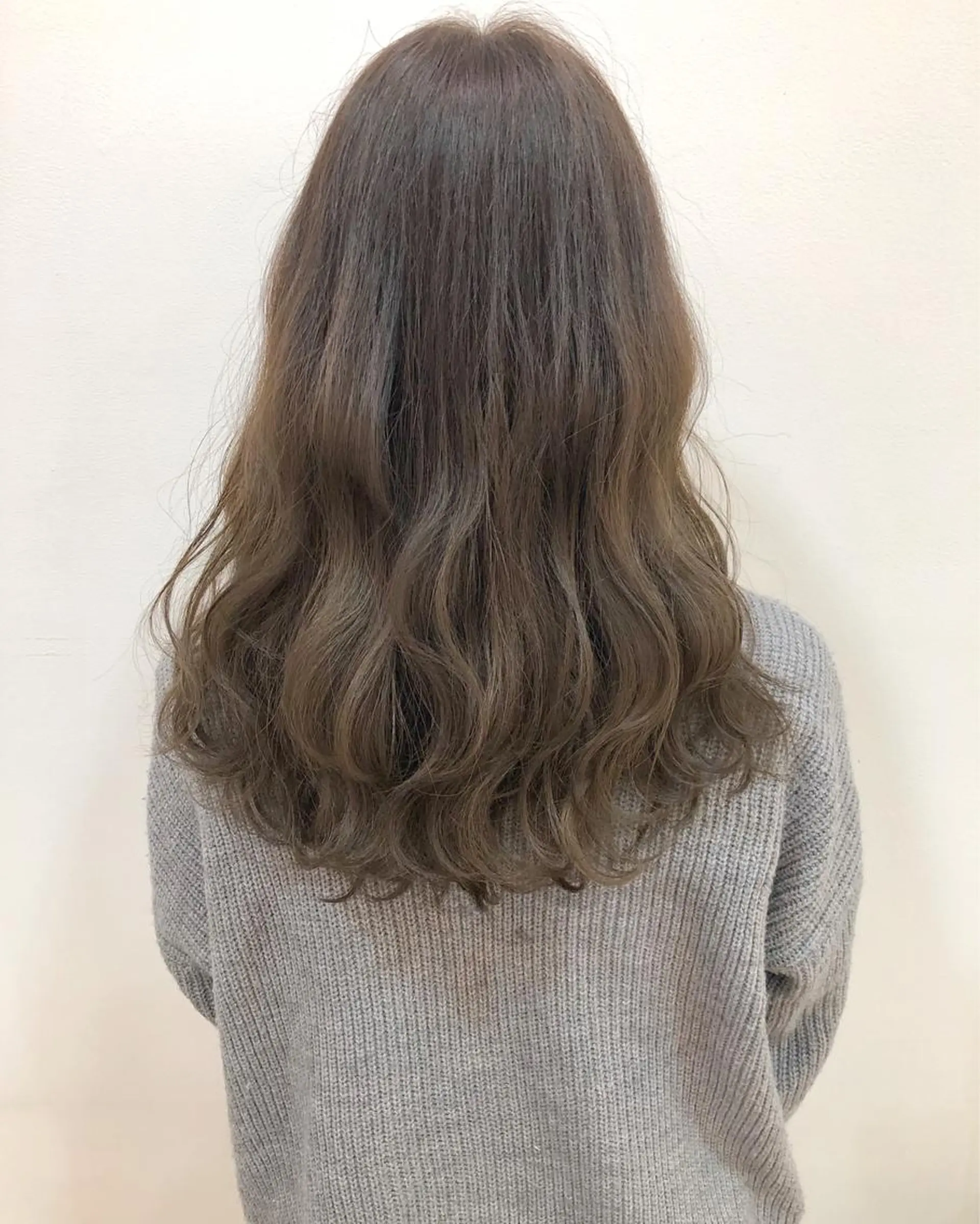 ミディアム カラー 横浜ブリーチムラ直し ハイトーン/ブリーチのヘアスタイル