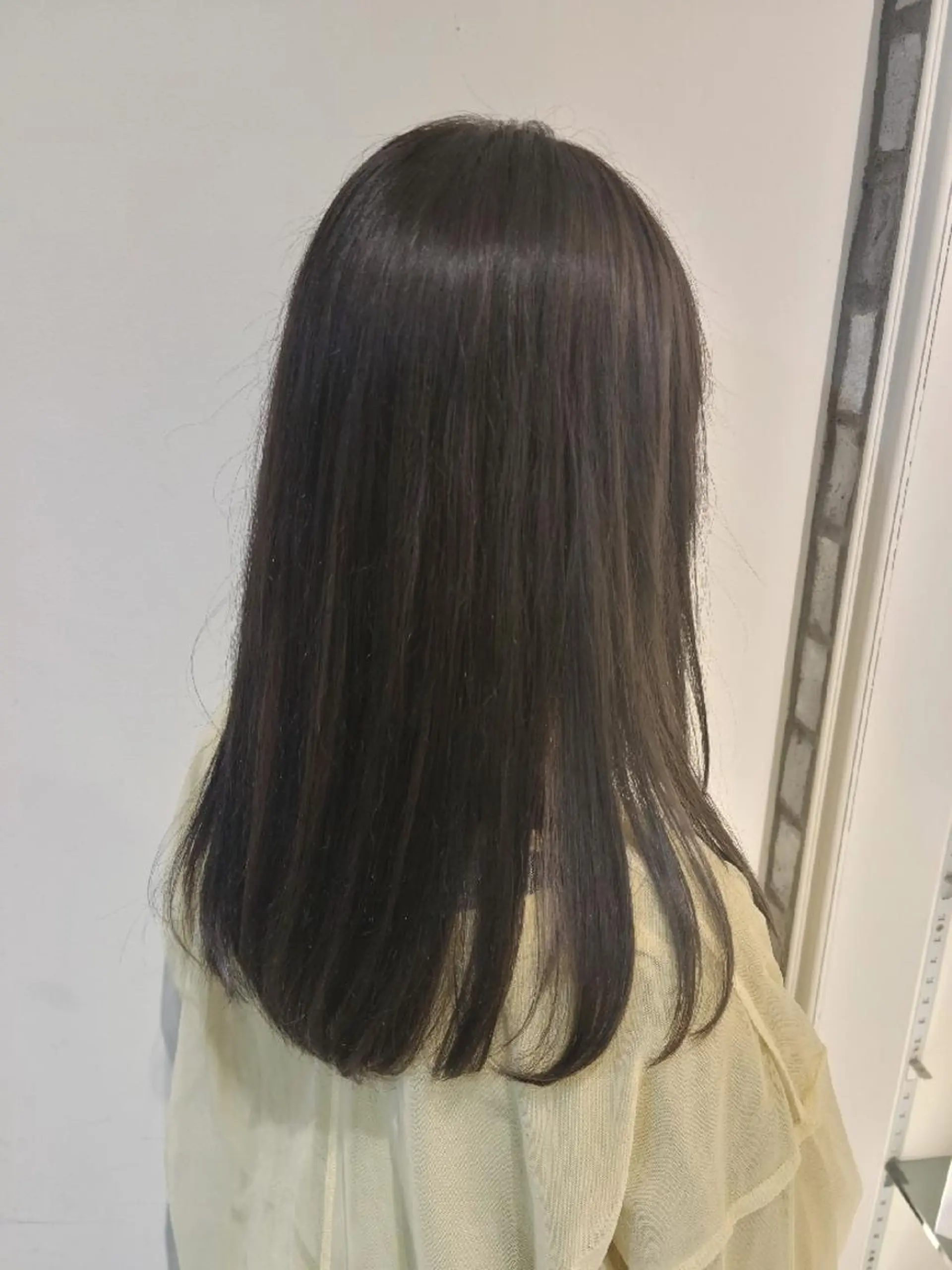 ロング カラー ブリーチ 透明感カラー [Lil by  JIL BLAN]所属・田中 孝征のヘアスタイル