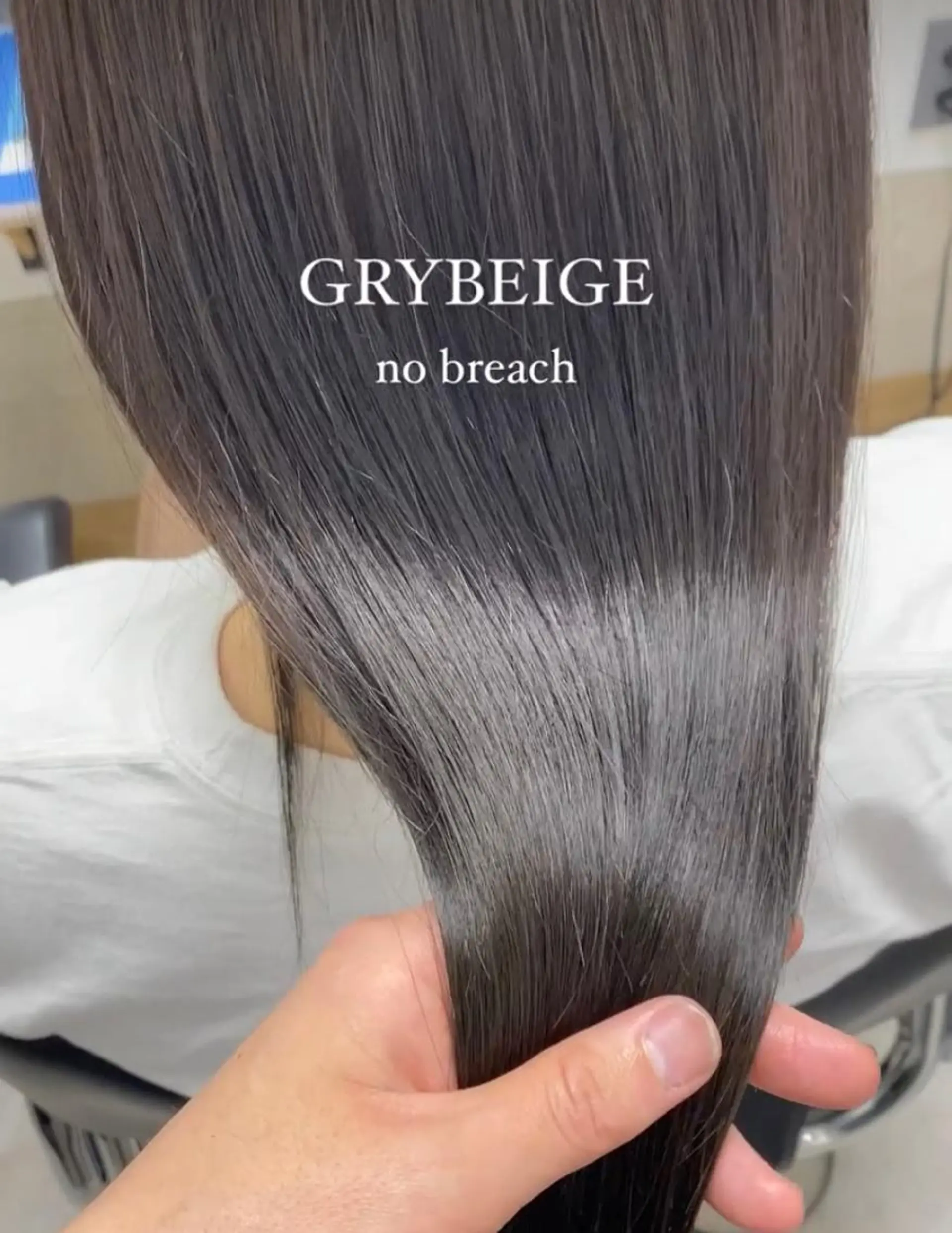 ロング カラー THE DAY所属・AKI HASHIMOTOのヘアスタイル