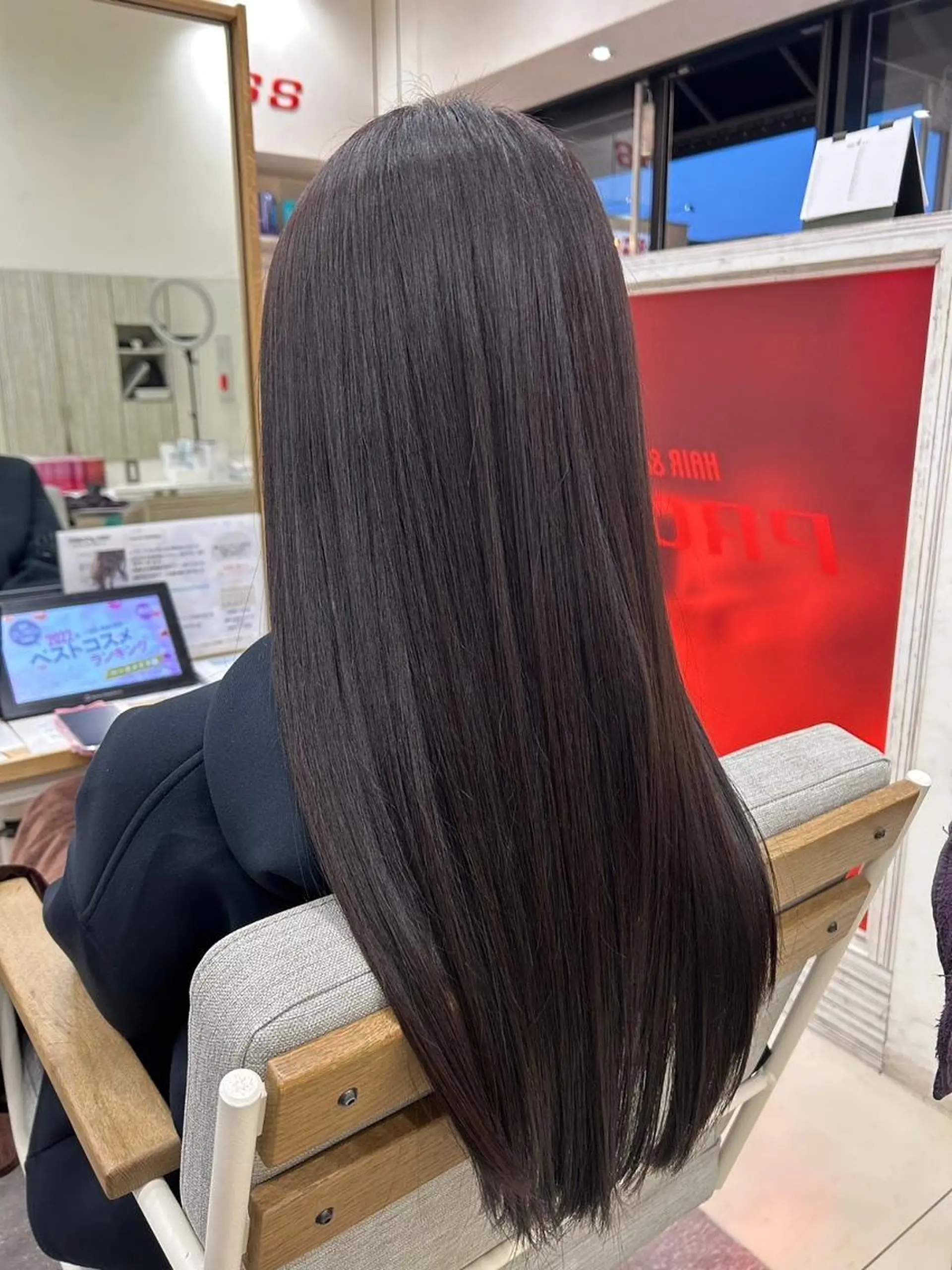 ロング カット トリートメント 高橋遼太✂️カット/ 縮毛矯正/髪質改善のヘアスタイル