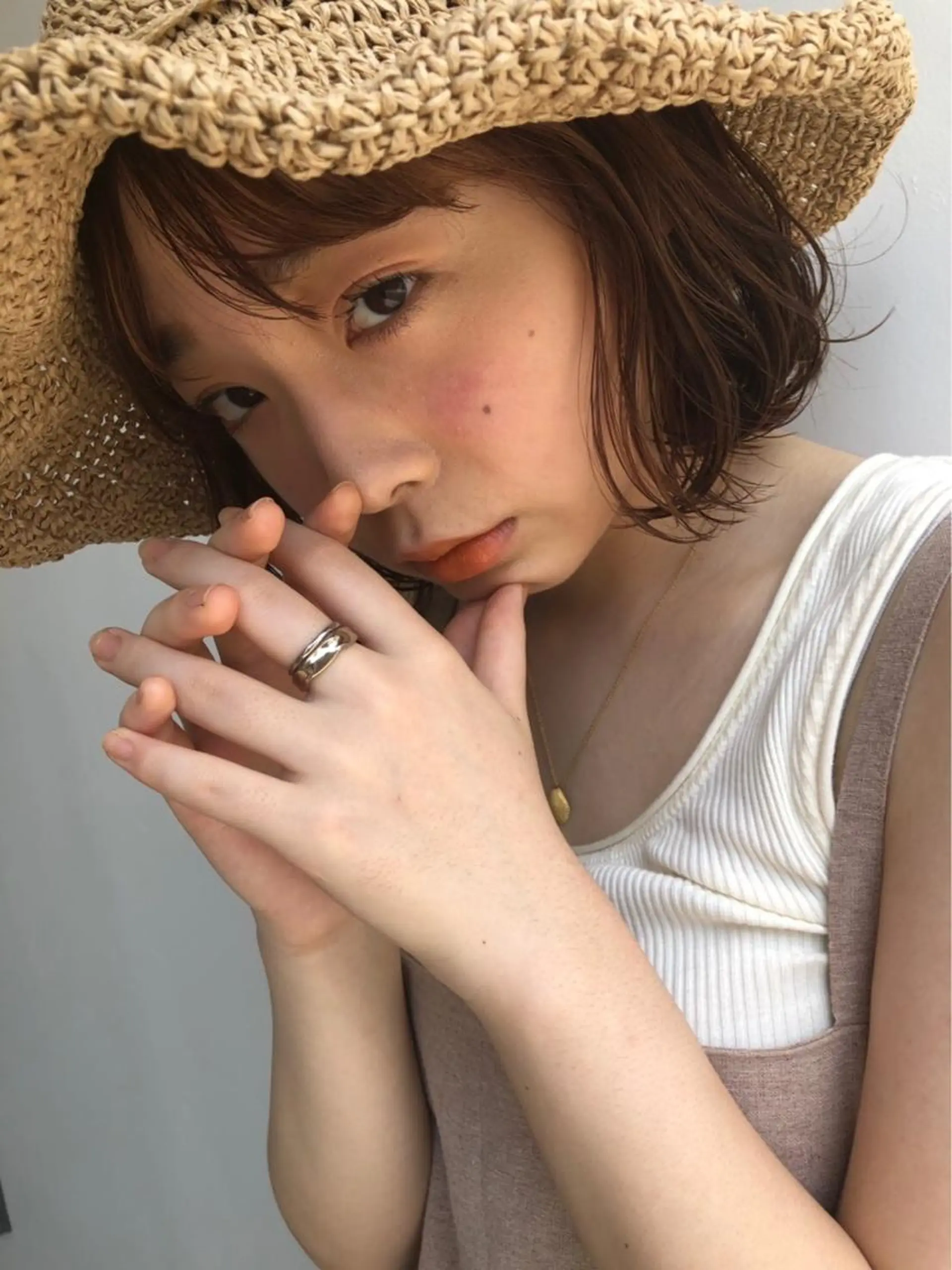 ミディアム カラー THE DAY所属・AKI HASHIMOTOのヘアスタイル