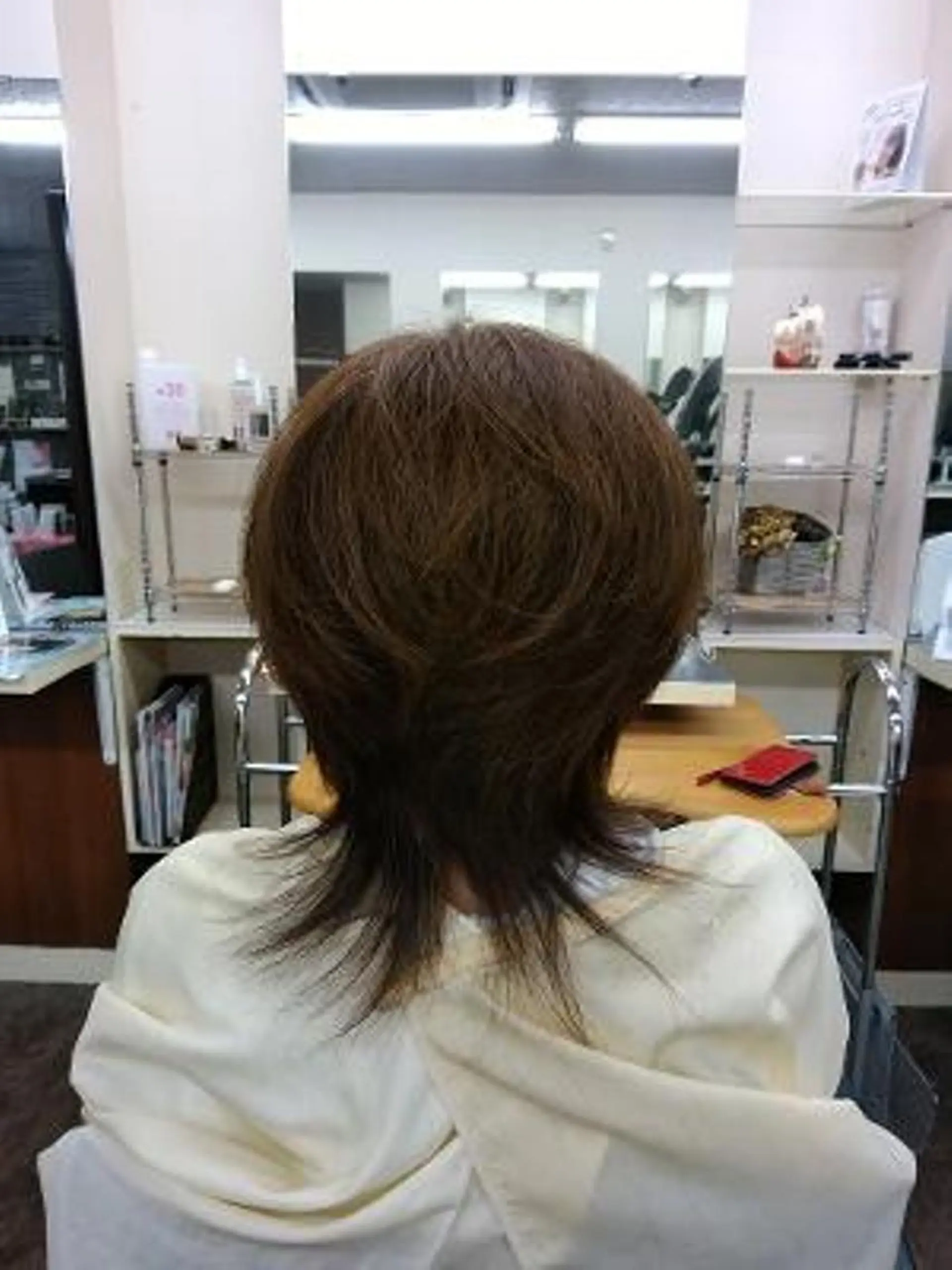 セミロング 松原 真輝のヘアスタイル