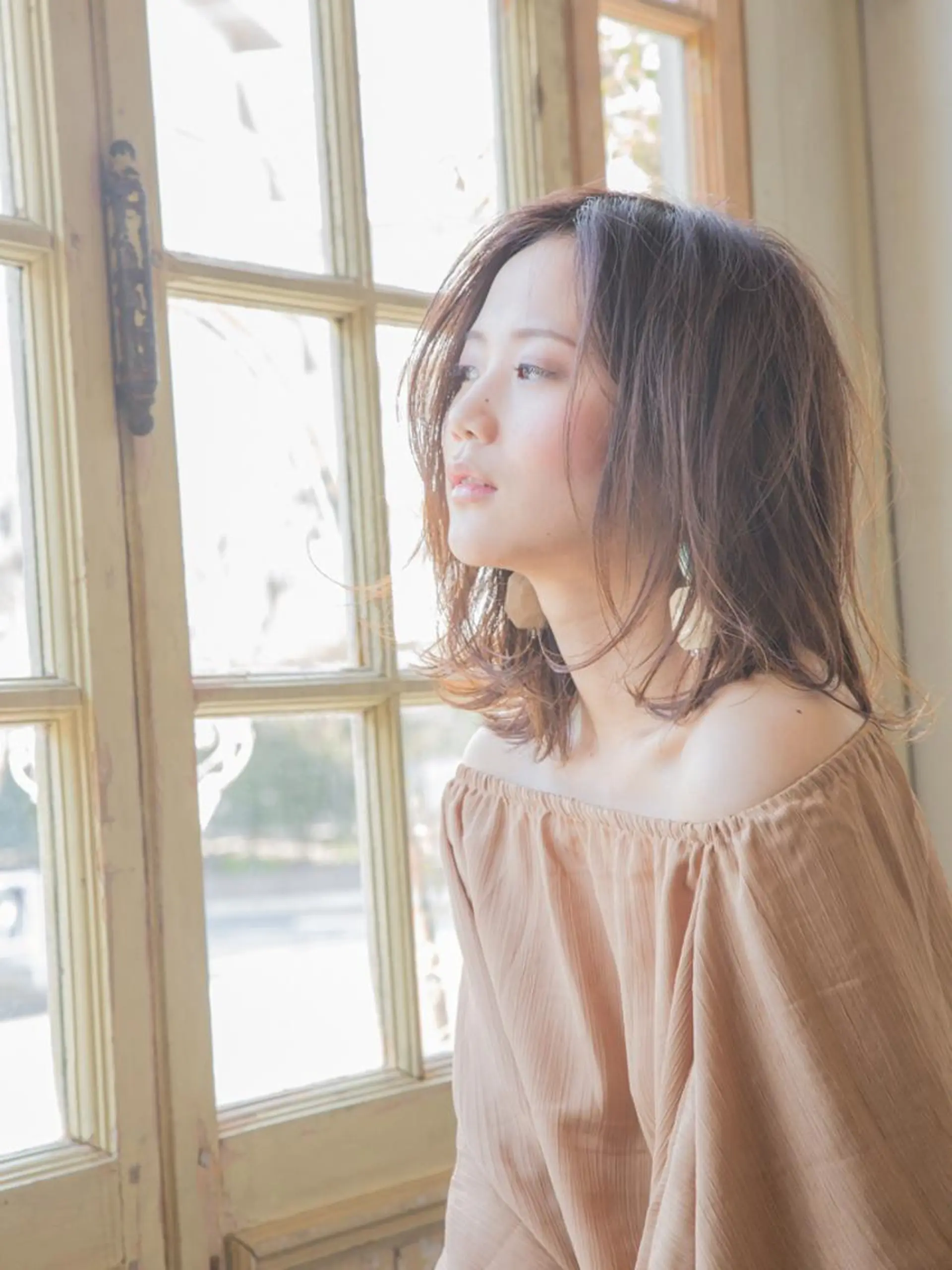 セミロング 【デザイナー】田中 美生のヘアスタイル