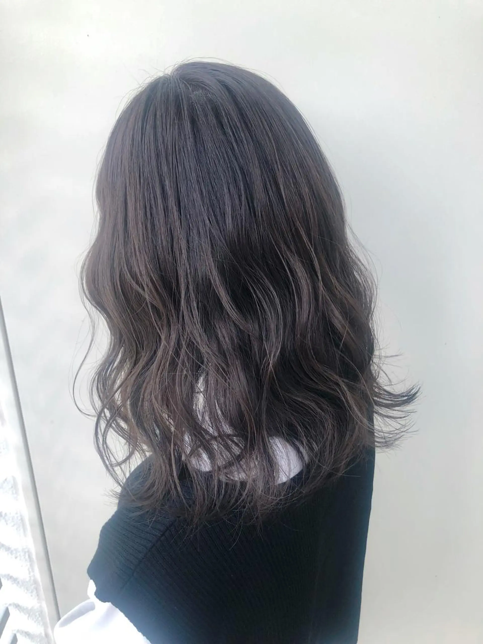 ミディアム カラー 韓国ヘア顔周りカット 艶髪ベージュtamaのヘアスタイル