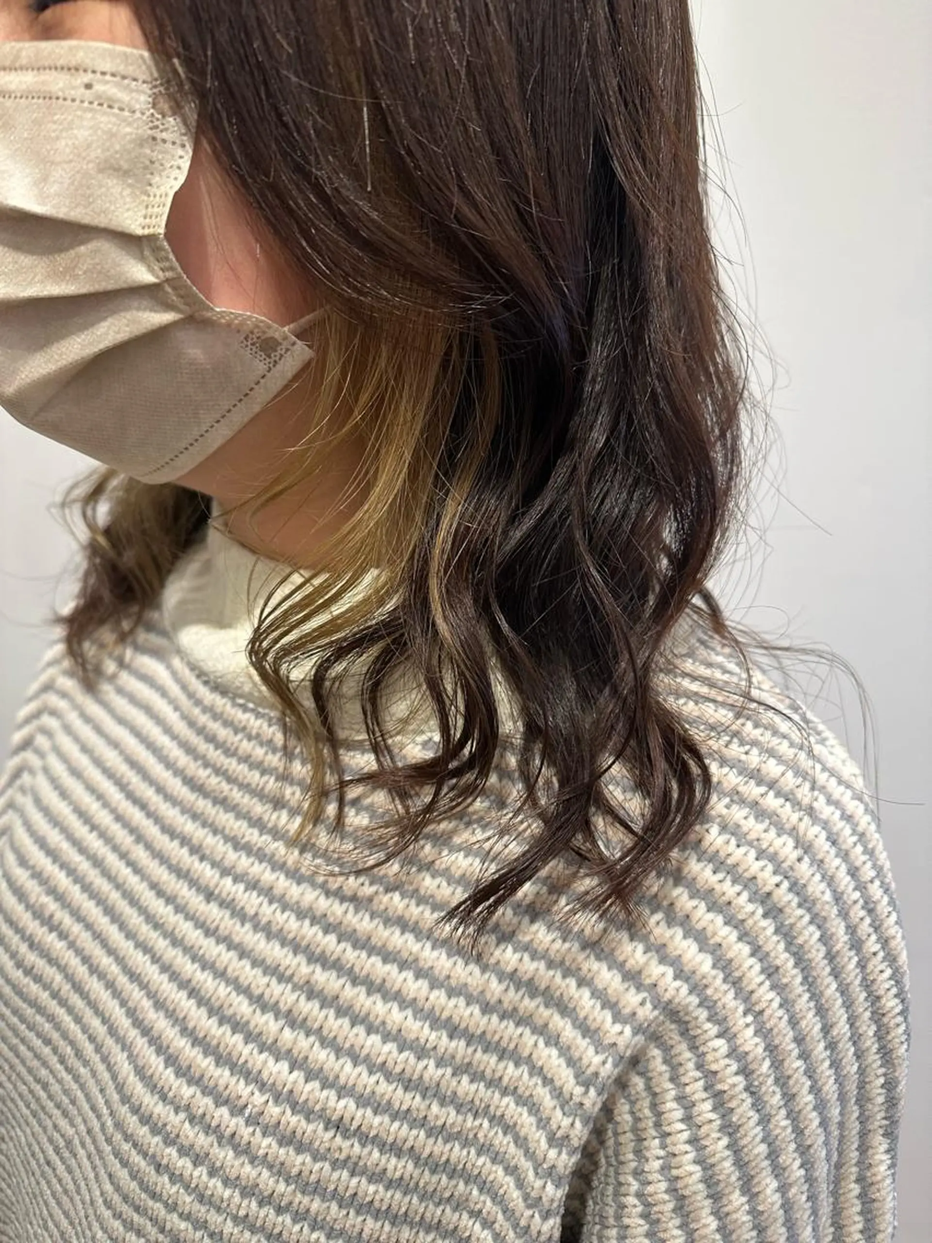 ミディアム カラー カット ヘアカラー トリートメント 多田 彩香のヘアスタイル