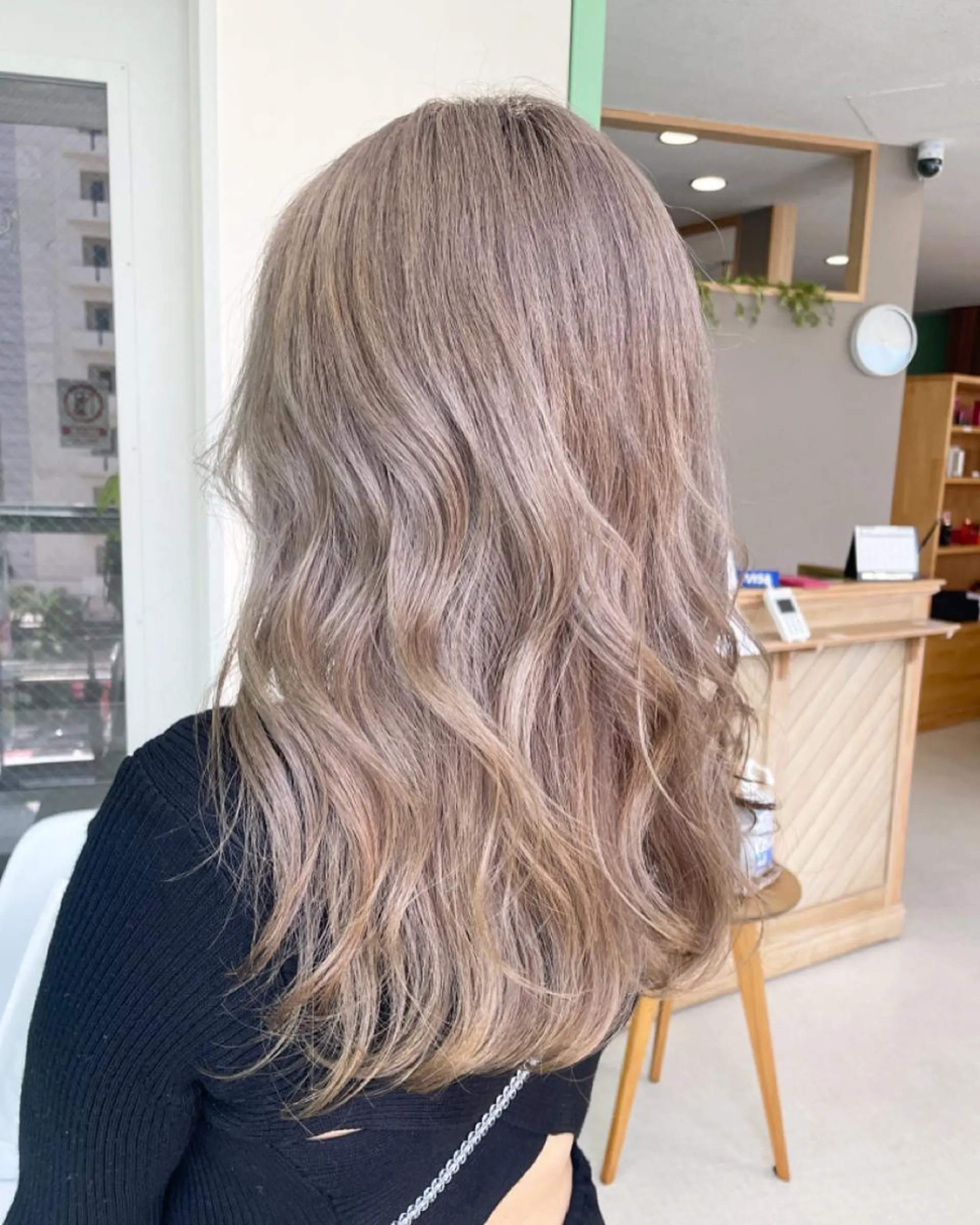 ロング カラー カット ヘアカラー 韓国ヘア/レイヤー/ 暖色カラー/ Aiのヘアスタイル