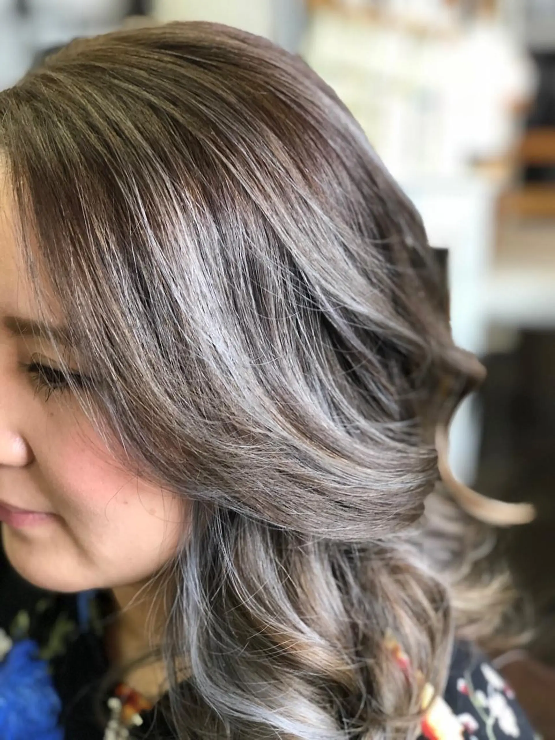 ロング カラー デザインカラー 清原 悠理のヘアスタイル