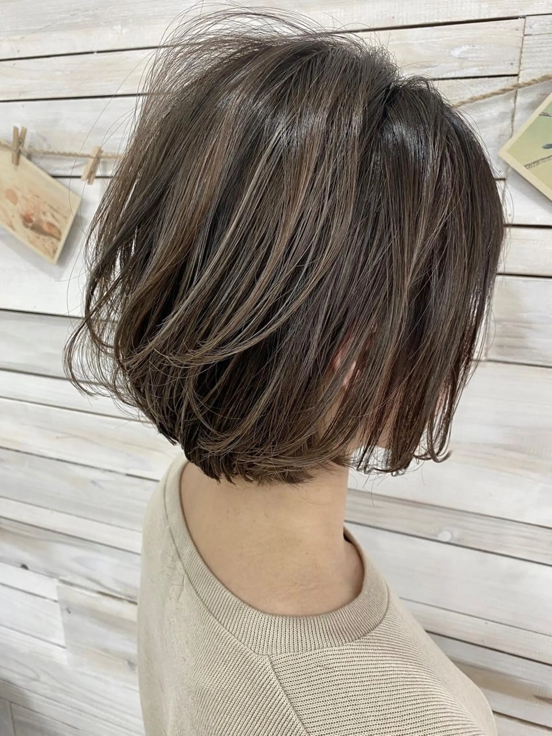 カラー attrait アトレ湘南台所属・💎ブリーチ／ボブ 💎ハルのヘアスタイル